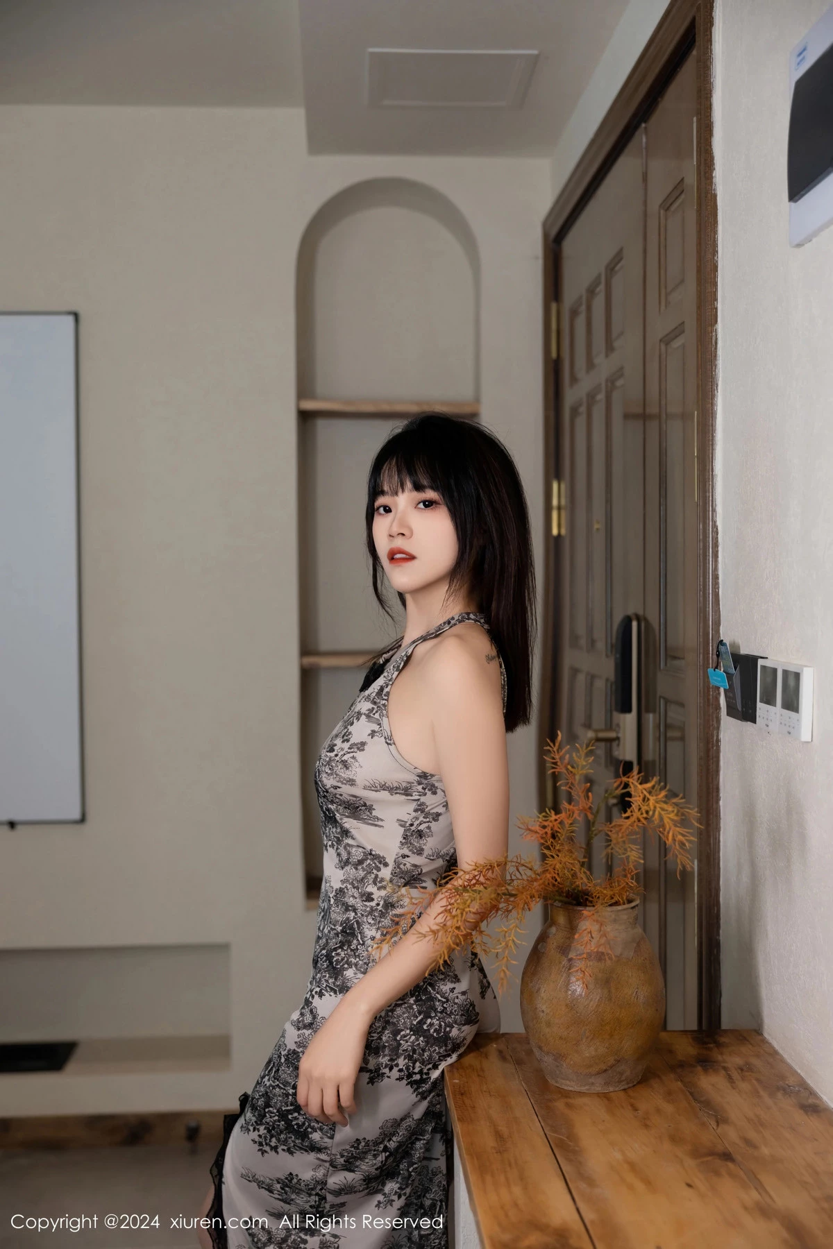 秀人集.com_[XiuRen秀人网]No.8434_模特唐安诺性感带图案连衣短裙露黑色内衣秀曼妙身姿诱惑写真59P