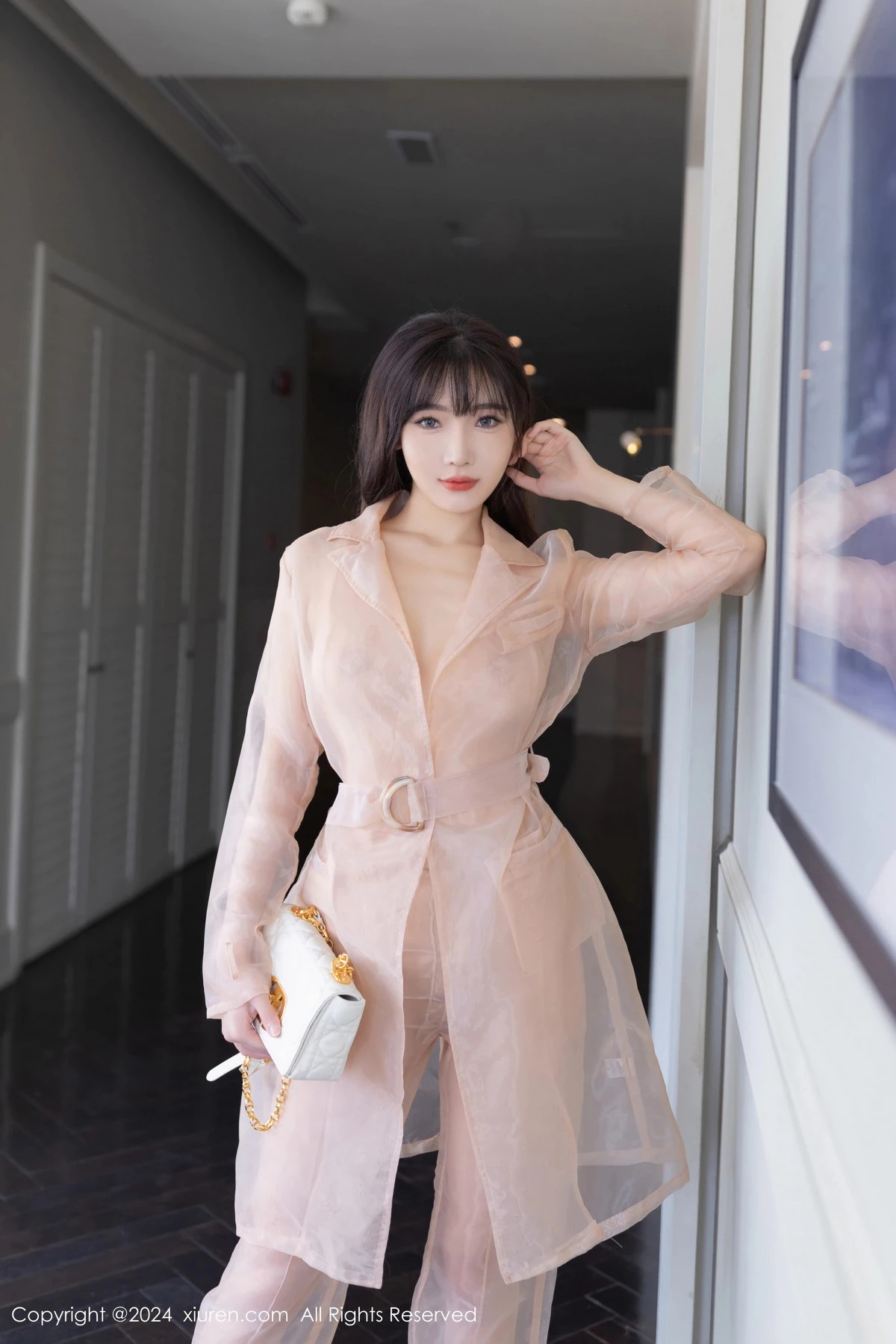 秀人集.com_[XiuRen秀人网]No.8509_模特陆萱萱私房性感浅粉色透视西装半脱秀曼妙身材迷人诱惑写真80P