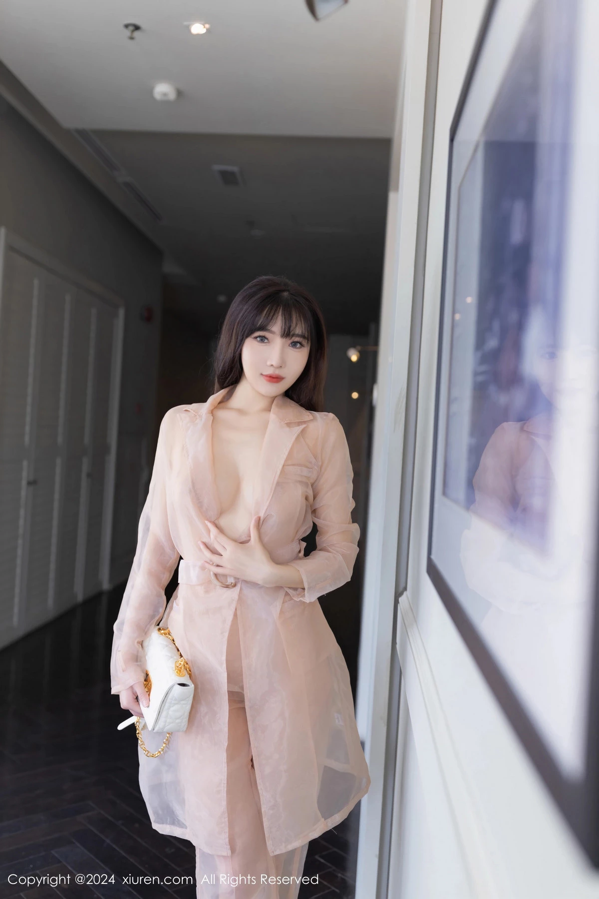 秀人集.com_[XiuRen秀人网]No.8509_模特陆萱萱私房性感浅粉色透视西装半脱秀曼妙身材迷人诱惑写真80P