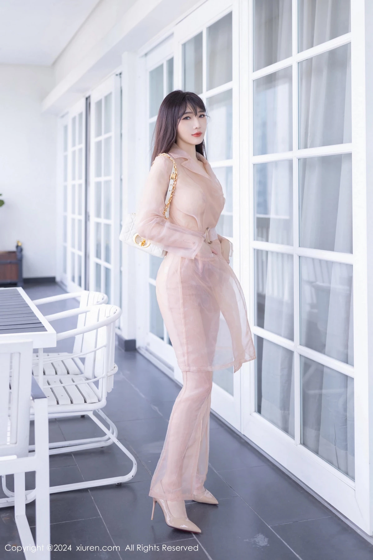 秀人集.com_[XiuRen秀人网]No.8509_模特陆萱萱私房性感浅粉色透视西装半脱秀曼妙身材迷人诱惑写真80P