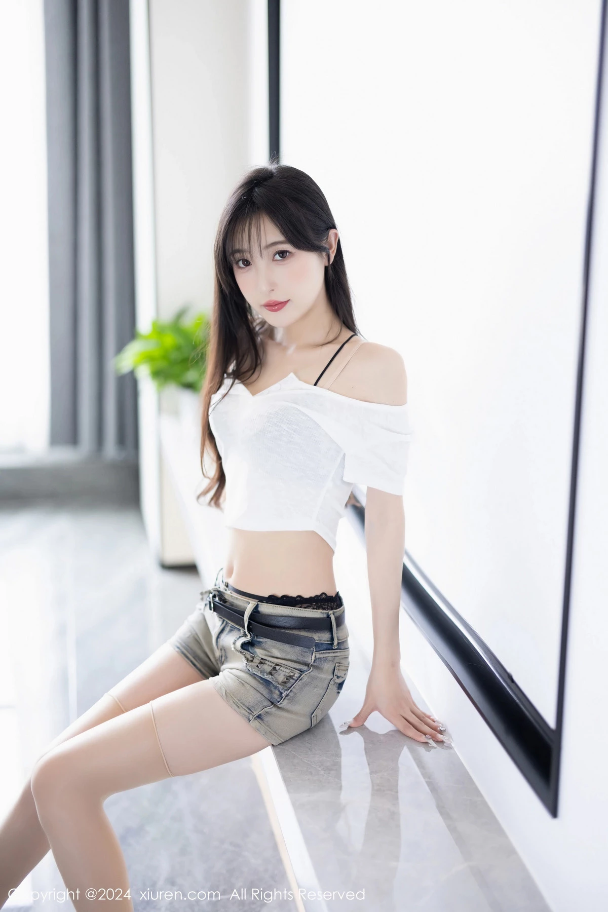 秀人集.com_[XiuRen秀人网]No.8504_模特林星阑性感白色短T配牛仔短裤露黑色蕾丝内衣撩人诱惑写真81P
