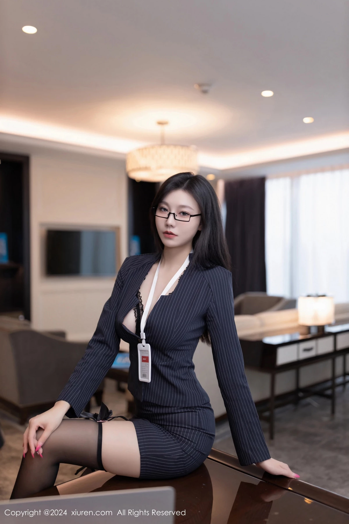 秀人集.com_[XiuRen秀人网]No.8537_模特安然anran性感OL制服露黑色蕾丝内衣配黑丝袜惹火诱惑写真80P