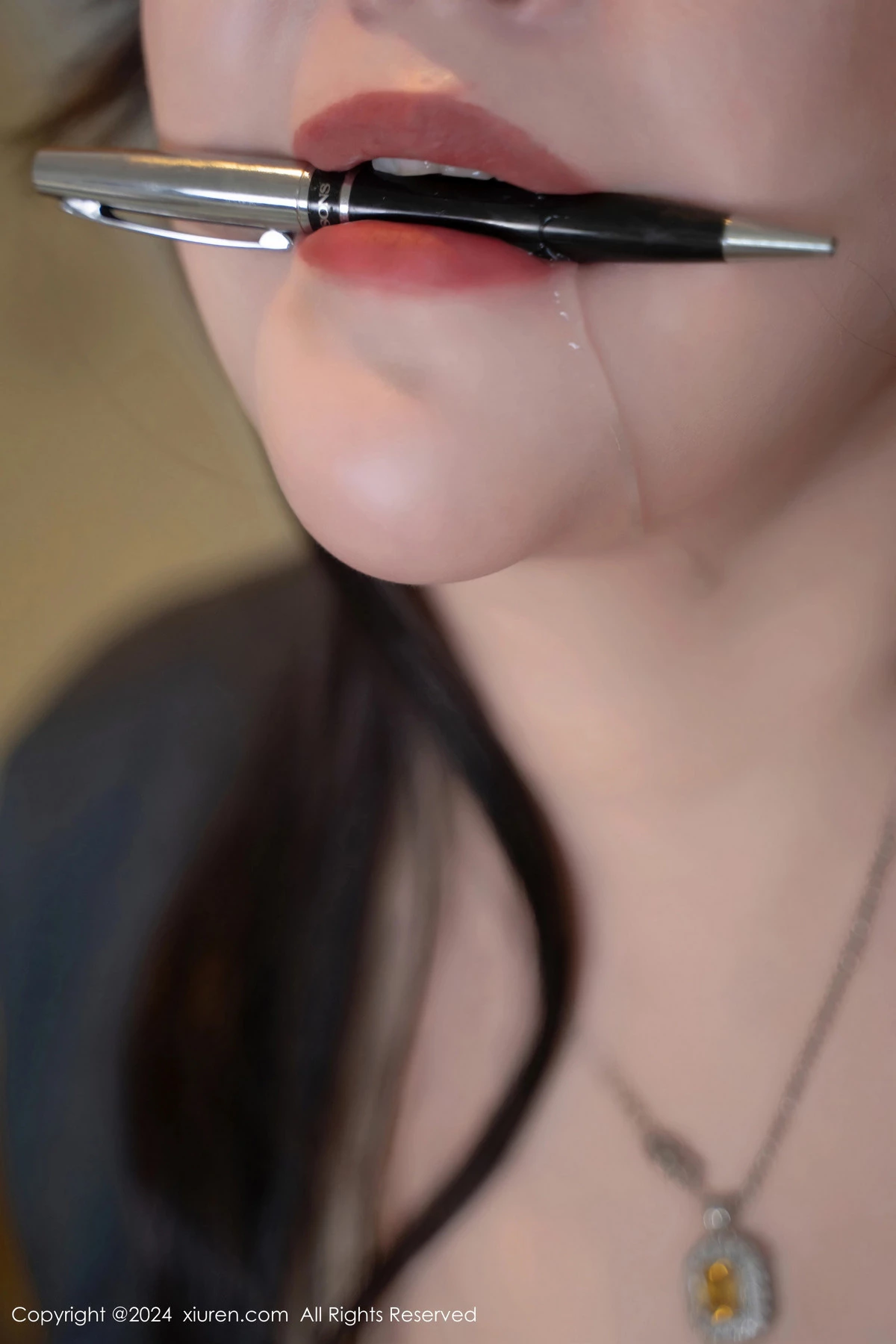 秀人集.com_[XiuRen秀人网]No.8541_模特王婉悠Queen性感秘书OL服饰配黑丝袜秀丰腴身材诱惑写真91P