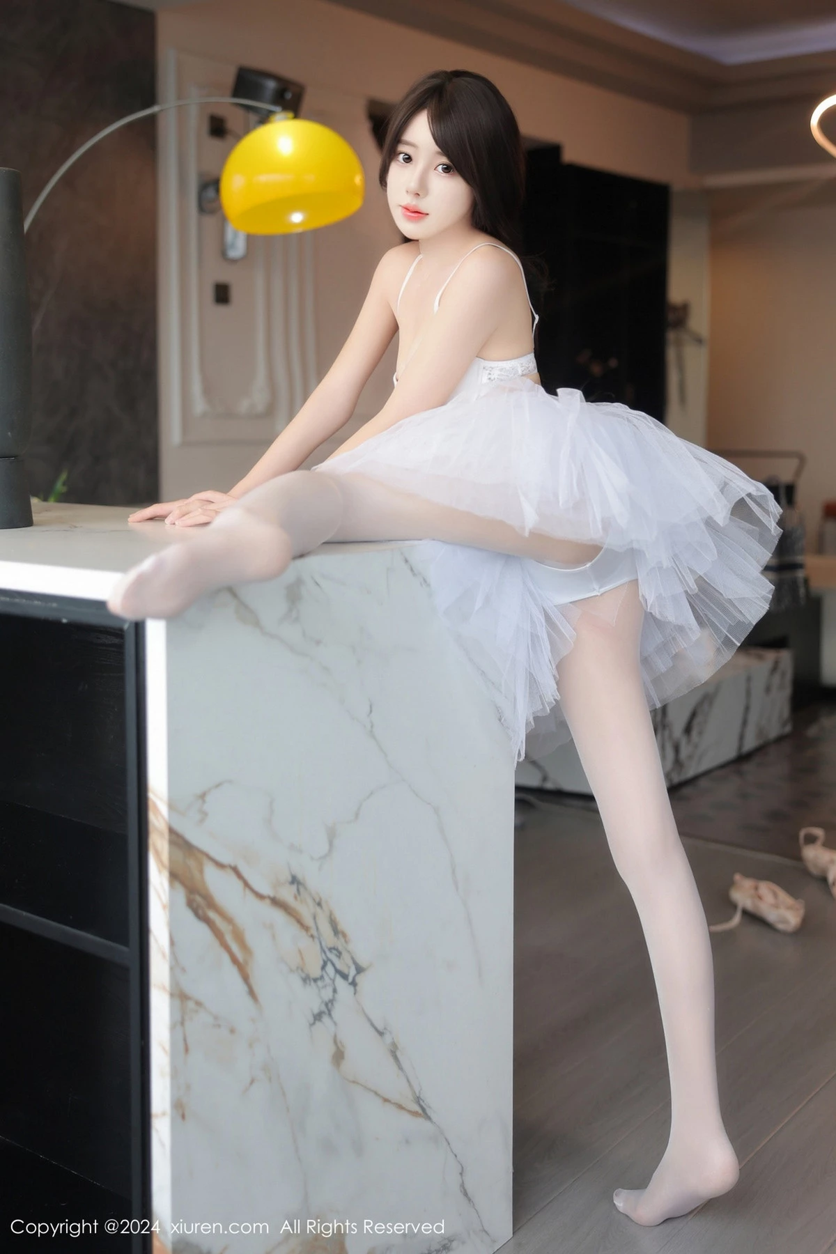 秀人集.com_[XiuRen秀人网]No.8564_模特桃妖夭性感白色芭蕾连体衣配白丝裤袜秀曼妙身姿诱惑写真80P