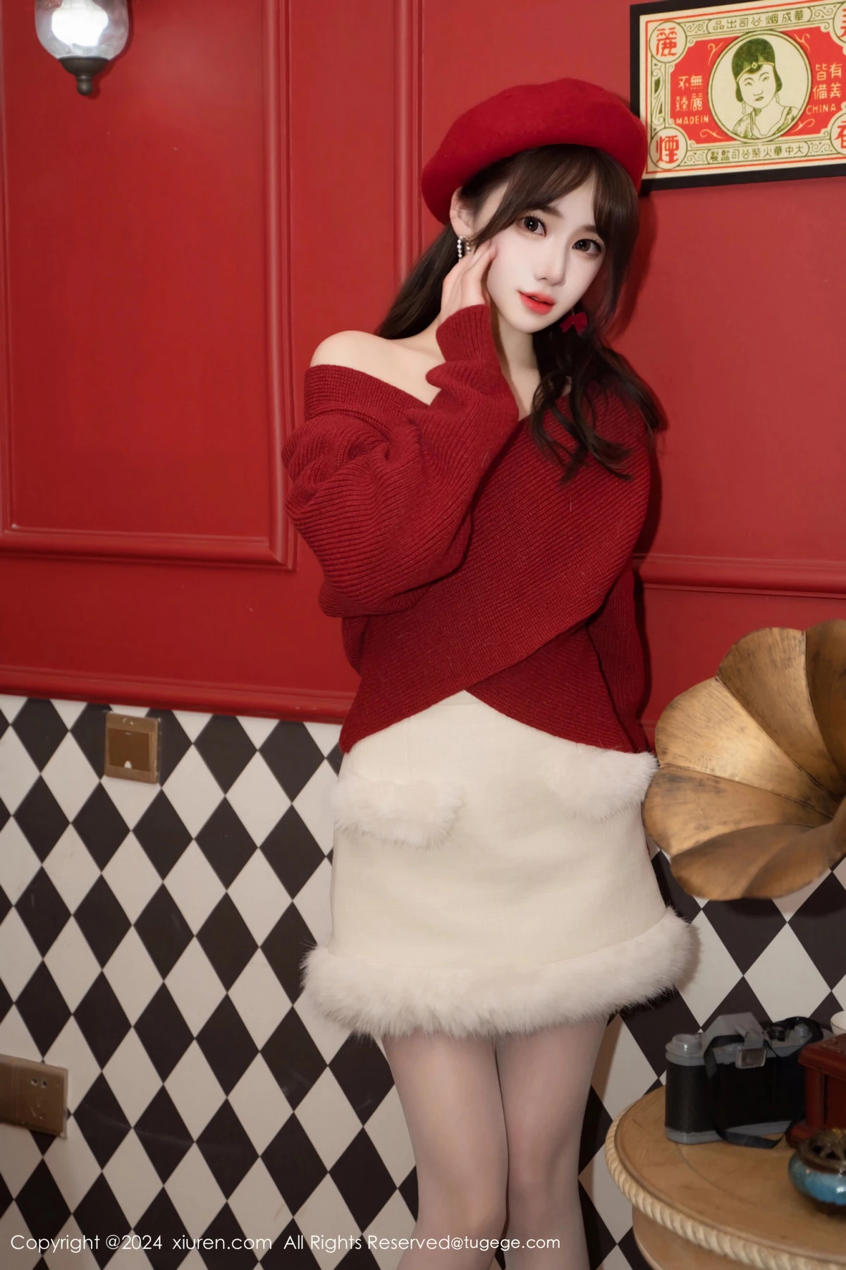 秀人集.com_[XiuRen秀人网]No.8551_模特林月月私房性感红色毛衣配开档肉丝秀柔美身姿完美诱惑写真81P