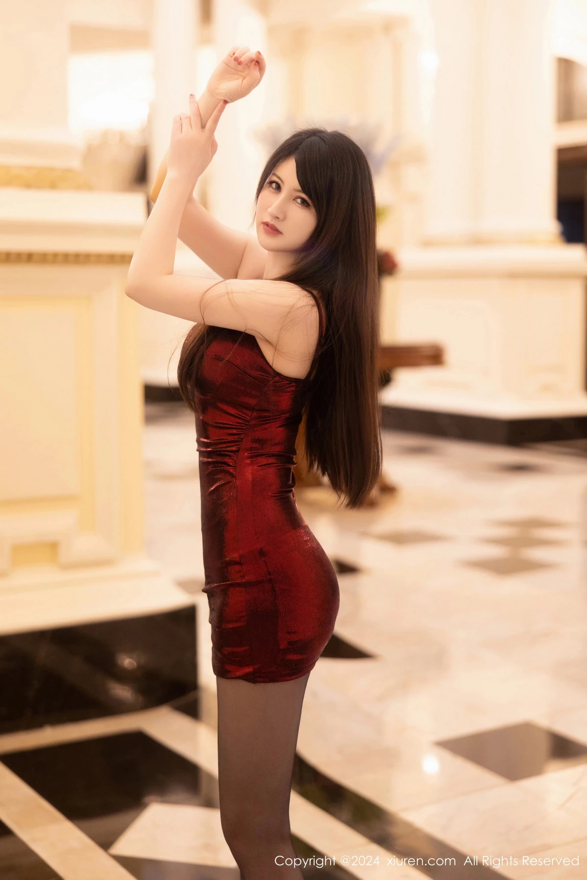 秀人集.com_[XiuRen秀人网]No.8569_模特诗诗kiki性感黑色OL服饰露红色内衣秀丰腴身材撩人诱惑写真83P