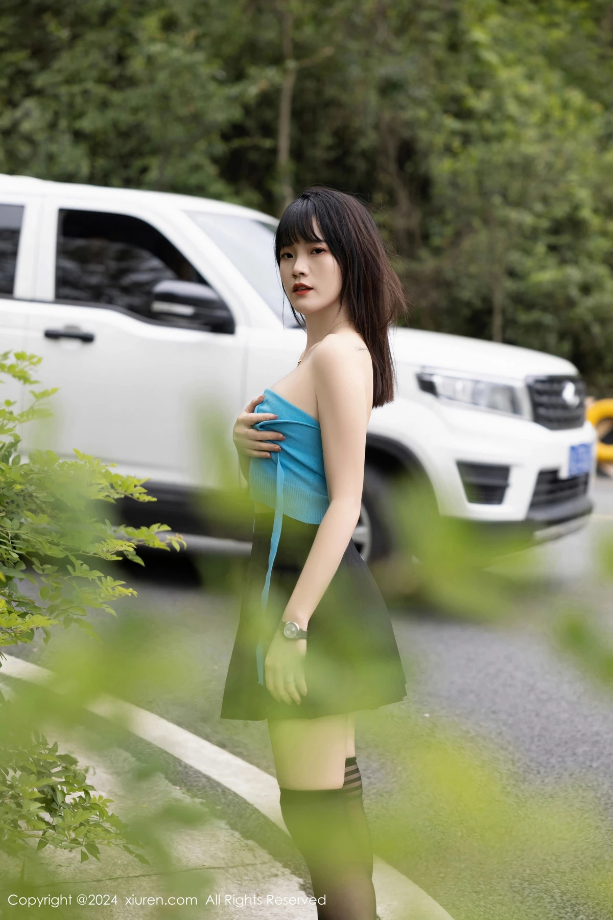 秀人集.com_[XiuRen秀人网]No.8586_模特唐安诺户外性感黑色百褶裙配黑色丝袜秀曼妙身姿迷人写真81P