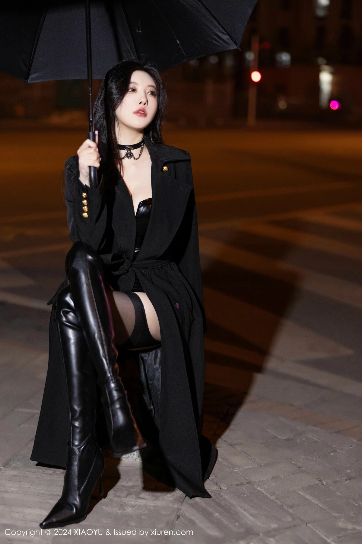 秀人集.com_[XiaoYu画语界]Vol.1241_女神杨晨晨Yome黑色外套露性感黑色皮质内衣秀丰腴身材诱惑写真85P