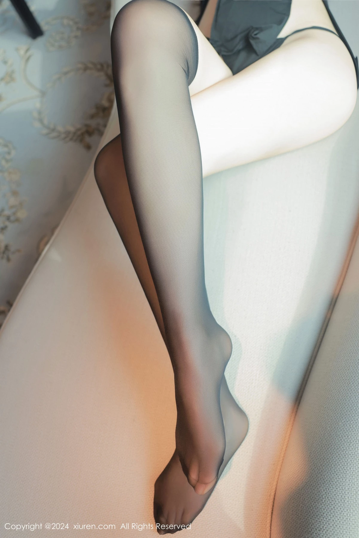 秀人集.com_[XiuRen秀人网]No.8614_模特雪糕CiCi性感修女服饰配黑色丝袜露丁字裤秀翘臀诱惑写真80P