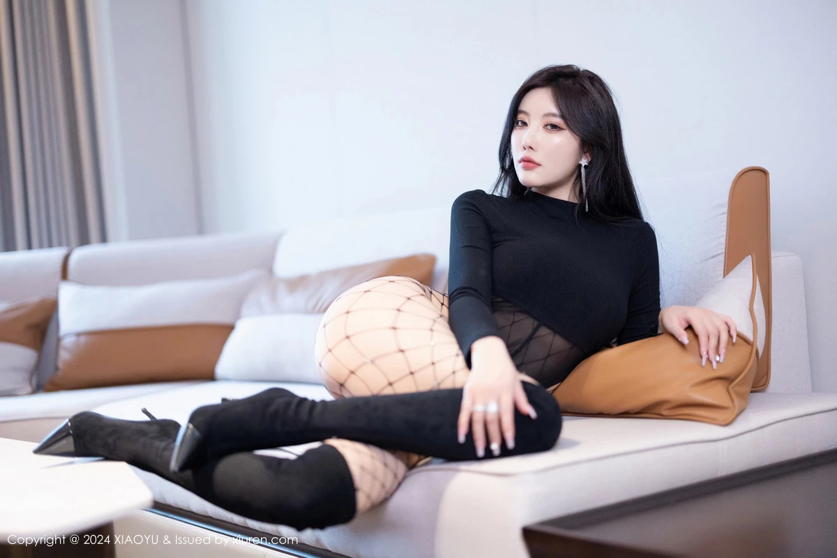 秀人集.com_[XiaoYu画语界]Vol.1243_女神杨晨晨Yome性感黑色网状服饰配黑长靴秀丰腴身材诱惑写真81P