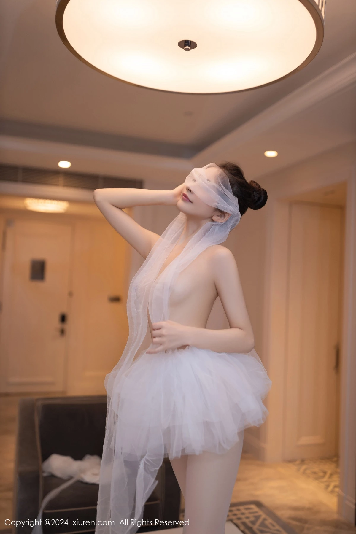 秀人集.com_[XiuRen秀人网]No.8657_模特鱼尾fish私房性感白色芭蕾短裙配白丝袜秀美腿玉足迷人写真80P