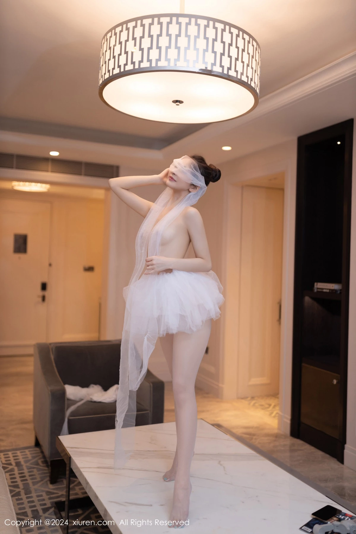 秀人集.com_[XiuRen秀人网]No.8657_模特鱼尾fish私房性感白色芭蕾短裙配白丝袜秀美腿玉足迷人写真80P