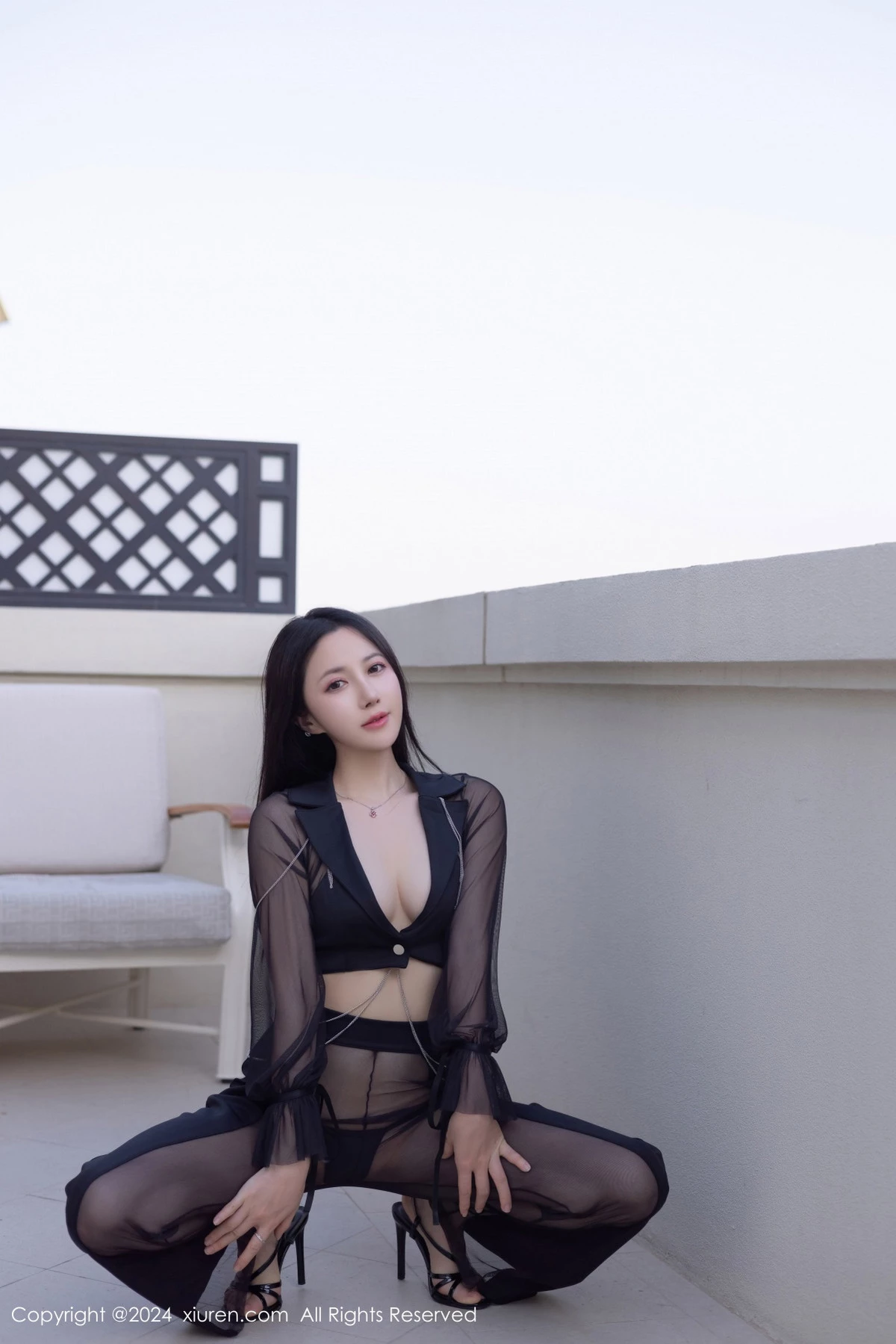 秀人集.com_[XiuRen秀人网]No.8675_模特鱼子酱Fish性感秘书OL服饰露黑色情趣内衣迷人诱惑写真80P
