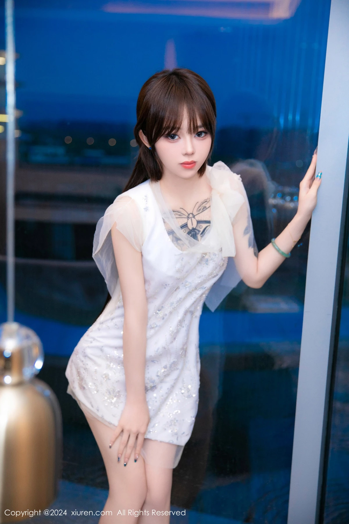 秀人集.com_[XiuRen秀人网]No.8696_模特奶瓶性感白色连衣短裙露粉色情趣内衣秀曼妙身姿诱惑写真81P