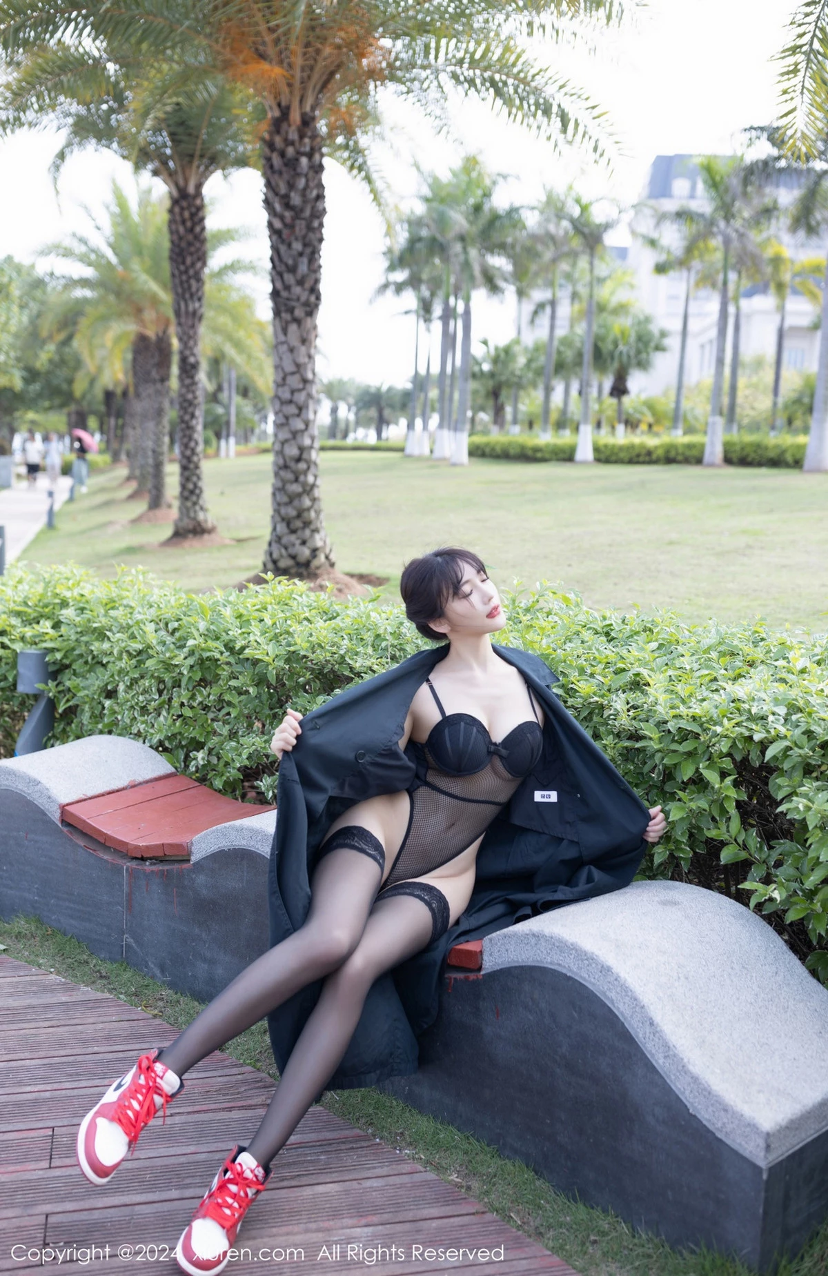 秀人集.com_[XiuRen秀人网]No.8844_模特陆萱萱性感黑色蕾丝情趣服饰配黑丝袜秀柔美身姿诱惑写真80P