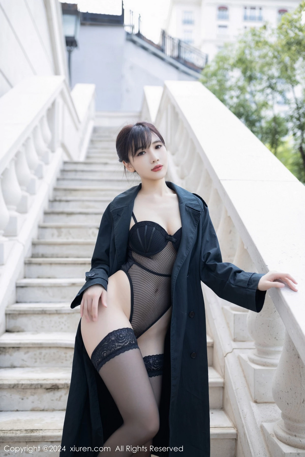 秀人集.com_[XiuRen秀人网]No.8844_模特陆萱萱性感黑色蕾丝情趣服饰配黑丝袜秀柔美身姿诱惑写真80P