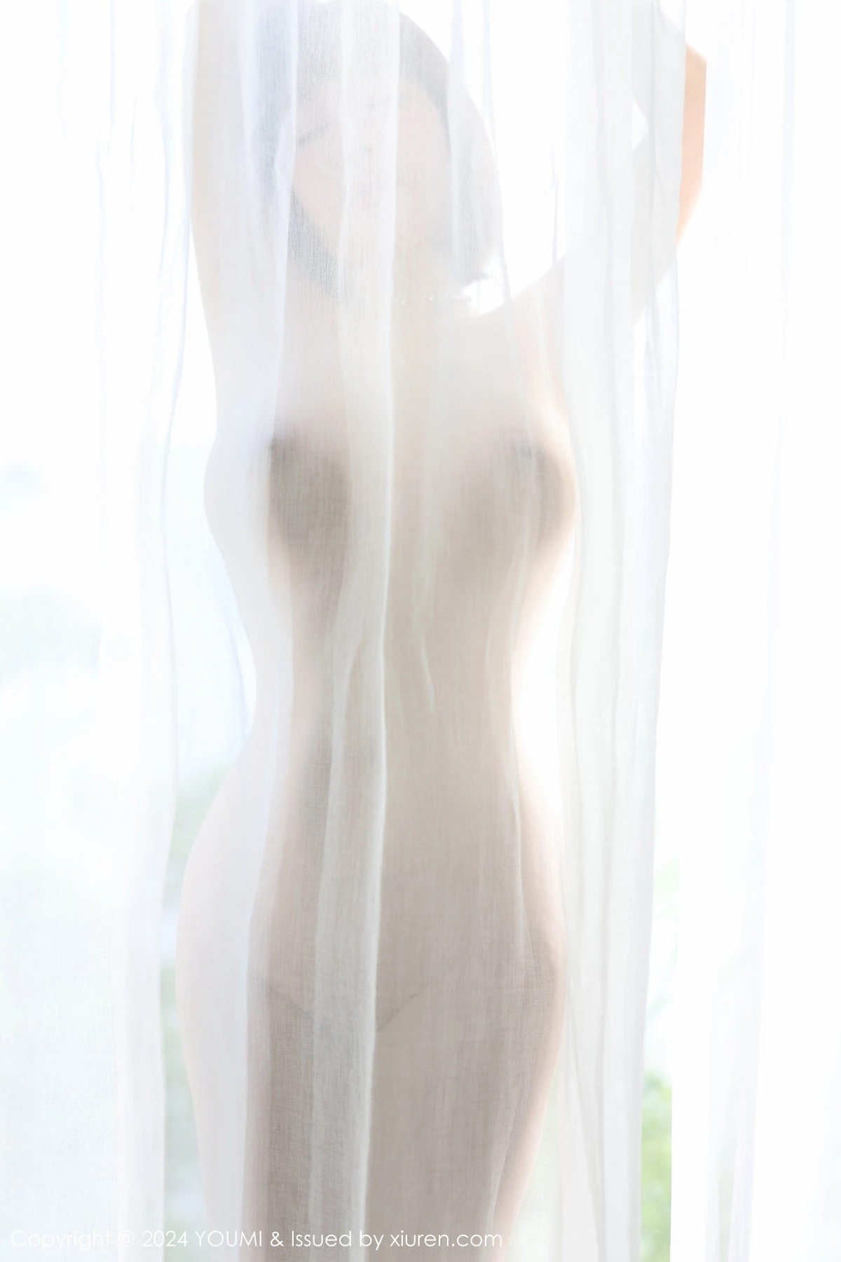 秀人集.com_[YouMi尤蜜荟]Vol.1083_女神王雨纯私房性感白色衬衫配超薄肉丝秀曼妙身姿完美诱惑写真102P