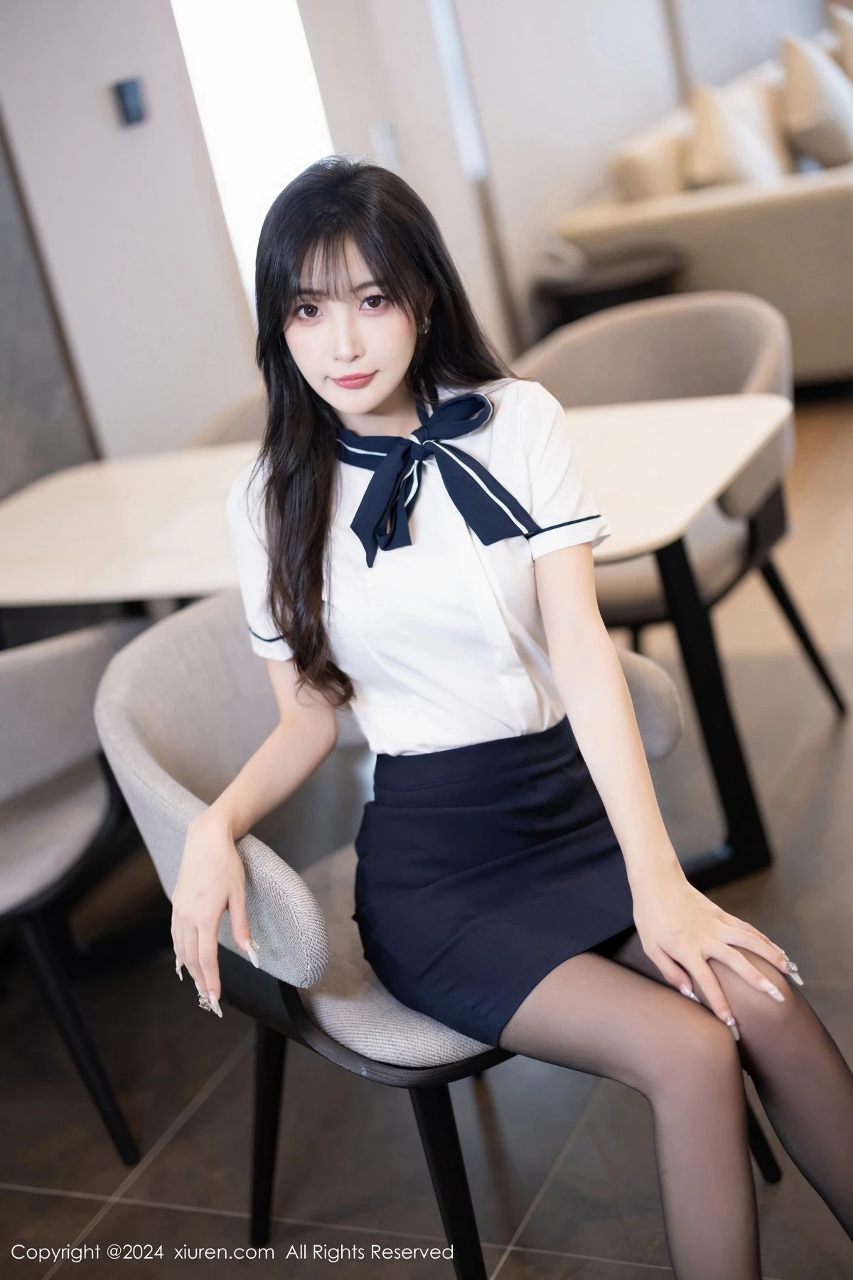 秀人集.com_[XiuRen秀人网]No.8727_模特林星阑性感深色制服露黑色内衣配黑丝吊袜秀曼妙身姿诱惑写真91P