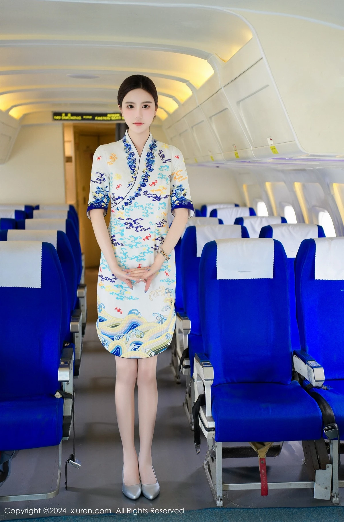 秀人集.com_[XiuRen秀人网]No.8745_模特Erikaki性感空姐制服配开档肉丝露情趣内衣秀火辣身材诱惑写真81P