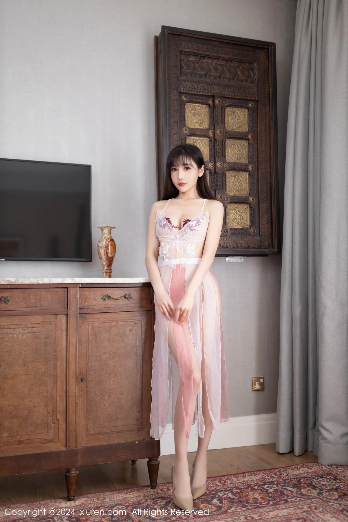 秀人集.com_[XiuRen秀人网]No.8954_模特陆萱萱性感粉色薄纱裙露粉色内衣配超薄肉丝撩人诱惑写真80P