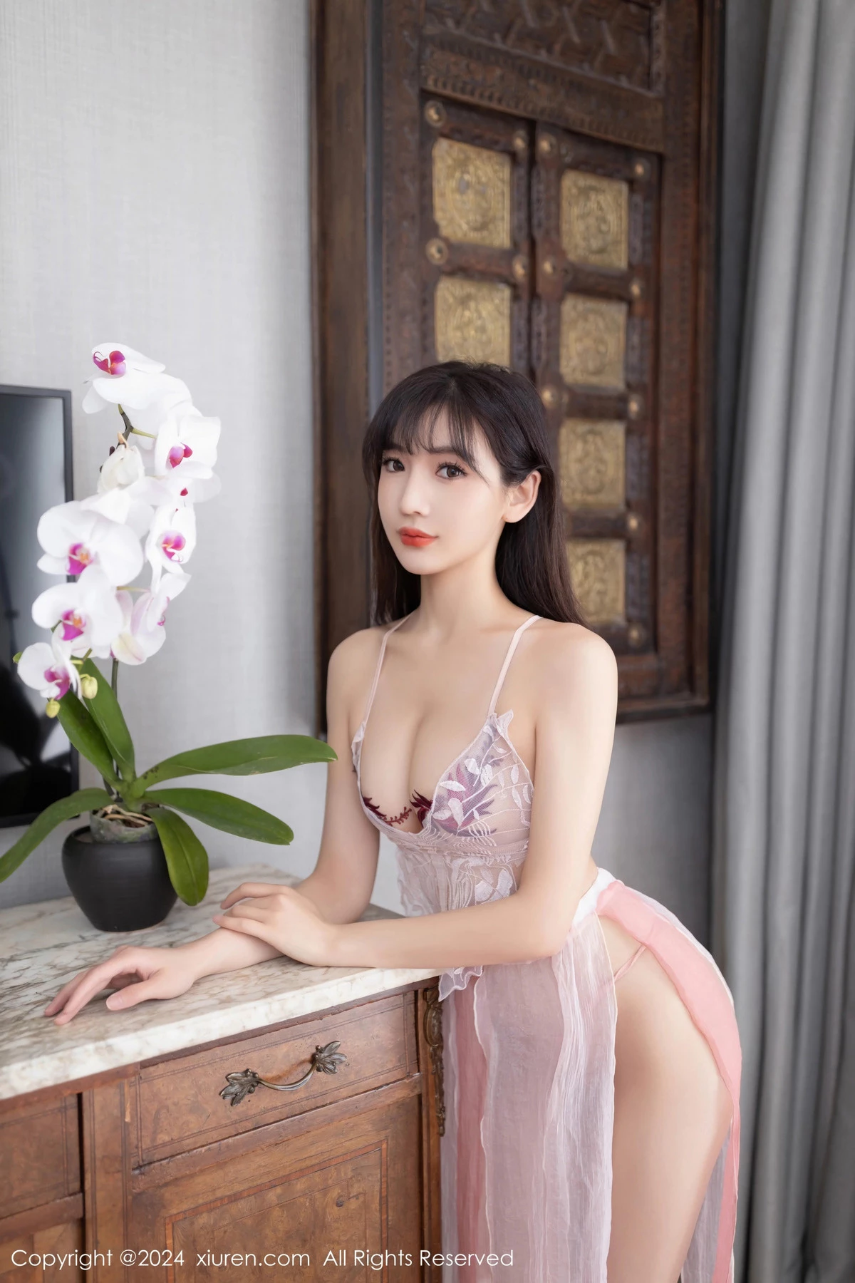 秀人集.com_[XiuRen秀人网]No.8954_模特陆萱萱性感粉色薄纱裙露粉色内衣配超薄肉丝撩人诱惑写真80P