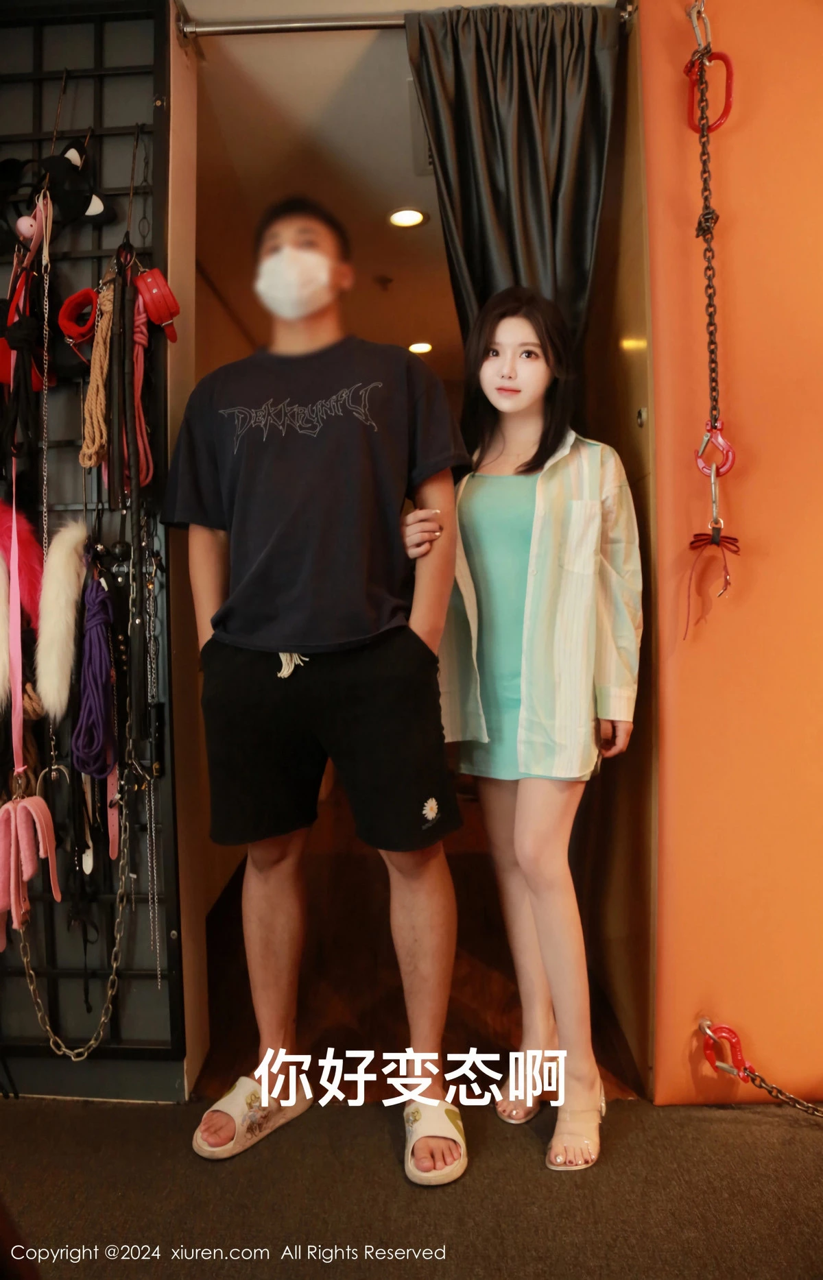 秀人集.com_[XiuRen秀人网]No.8956_模特小薯条nienie性感黑色连衣短裙配黑丝袜秀完美身材诱惑写真69P