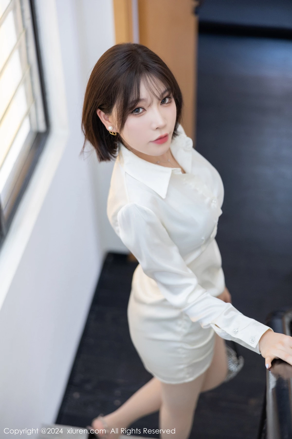 秀人集.com_[XiuRen秀人网]No.8963_女神徐莉芝Booty性感白色服饰露蓝色内衣配白丝袜迷人诱惑写真87P