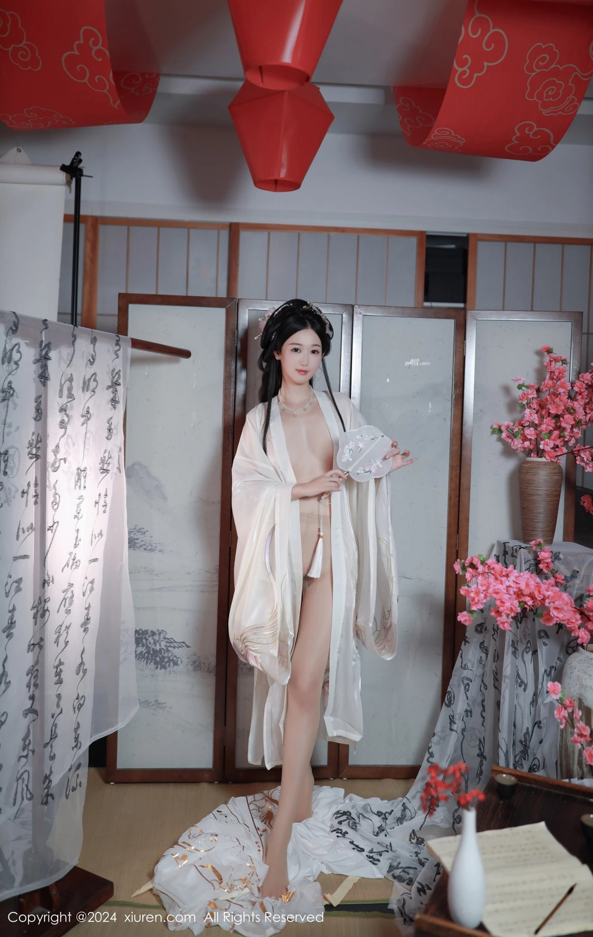 秀人集.com_[XiuRen秀人网]No.8898_模特唐安琪性感浅色古装服饰配超薄无内肉丝秀曼妙身姿诱惑写真81P