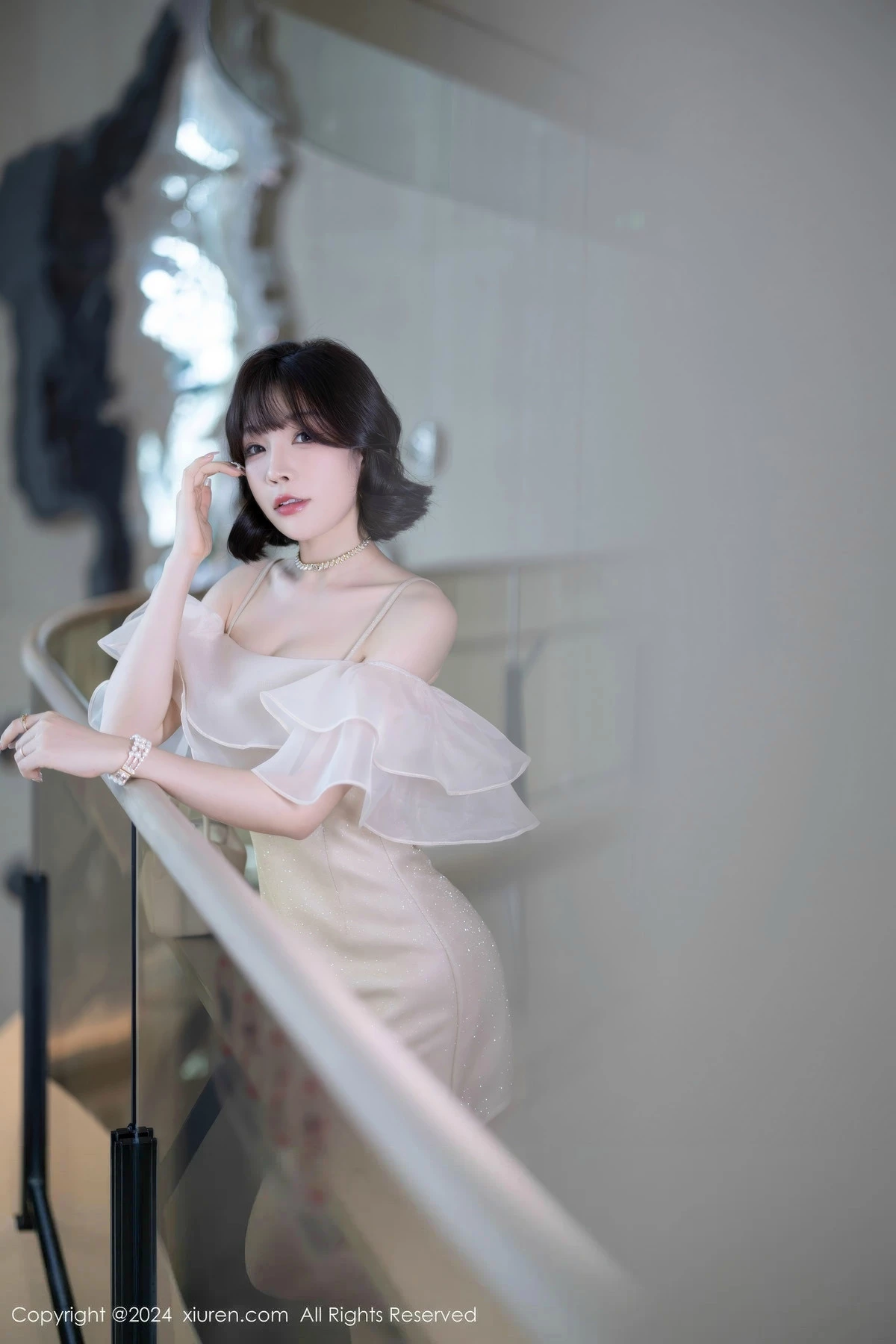 秀人集.com_[XiuRen秀人网]No.8917_女神徐莉芝Booty性感浅色连衣短裙+黑色情趣内衣迷人诱惑写真90P