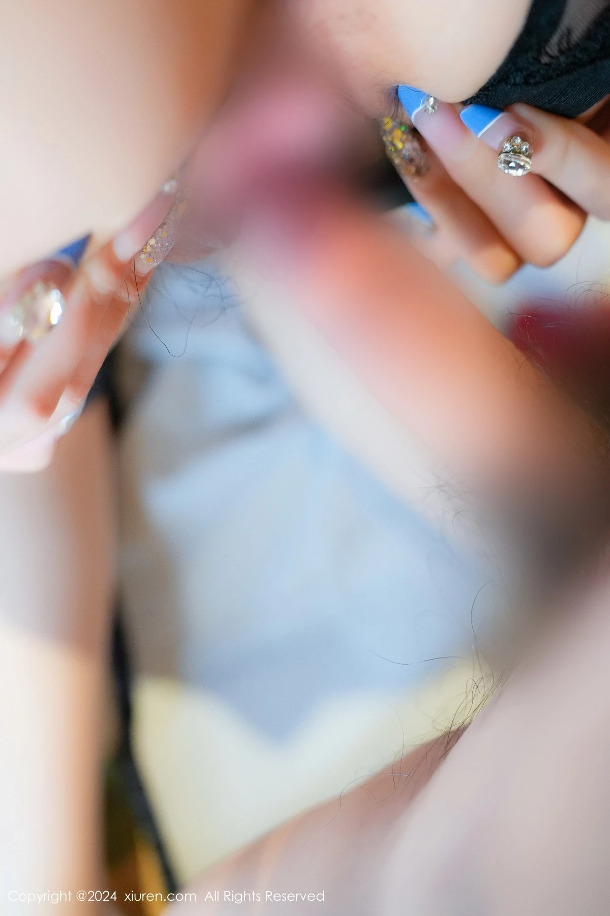 秀人集.com_[XiuRen秀人网]No.8928_模特Erikaki户外枷锁主题性感黑色情趣内衣秀白嫩美腿诱惑写真79P