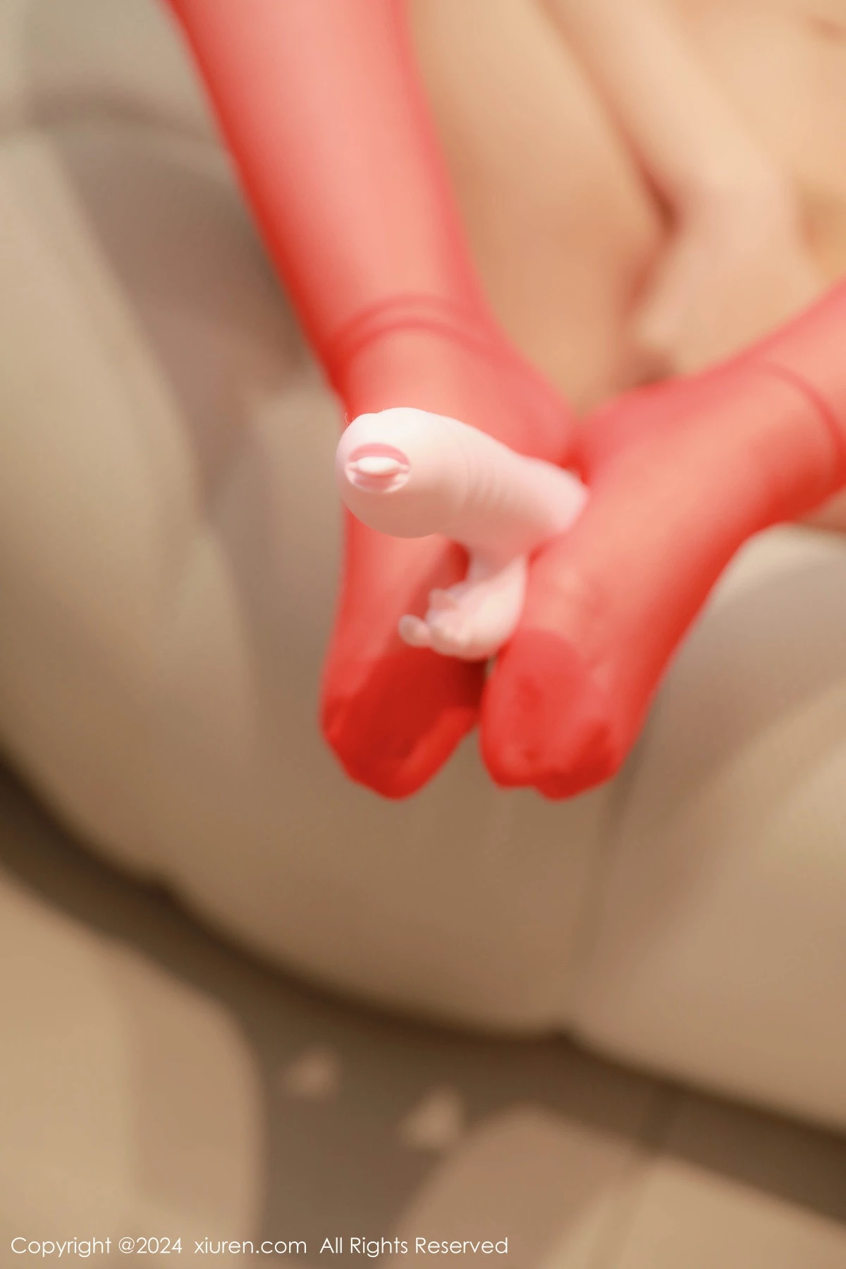 秀人集.com_[XiuRen秀人网]No.8922_模特桃妖夭性感红色情趣服饰配红色丝袜秀曼妙身姿惹火诱惑写真78P