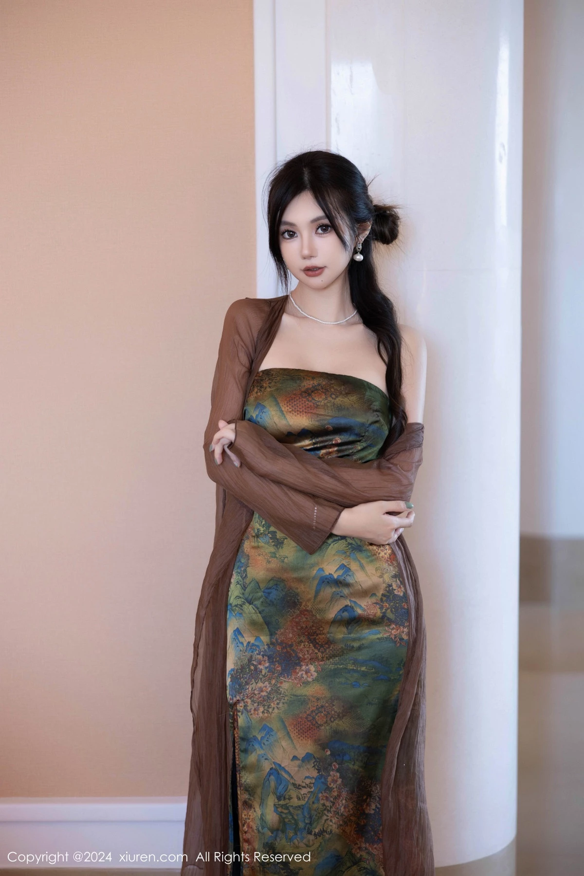 秀人集.com_[XiuRen秀人网]No.9161_模特绮里嘉ula性感带图案短裙配闪亮肉丝秀曼妙身姿诱惑写真81P