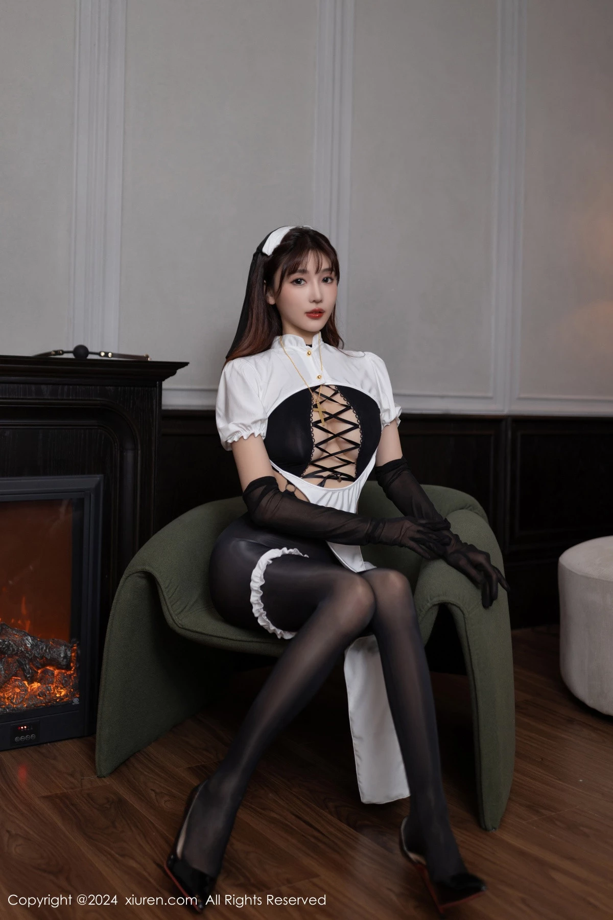 秀人集.com_[XiuRen秀人网]No.9216_模特陆萱萱性感黑白修女服饰配超薄连体黑丝秀完美身材诱惑写真77P