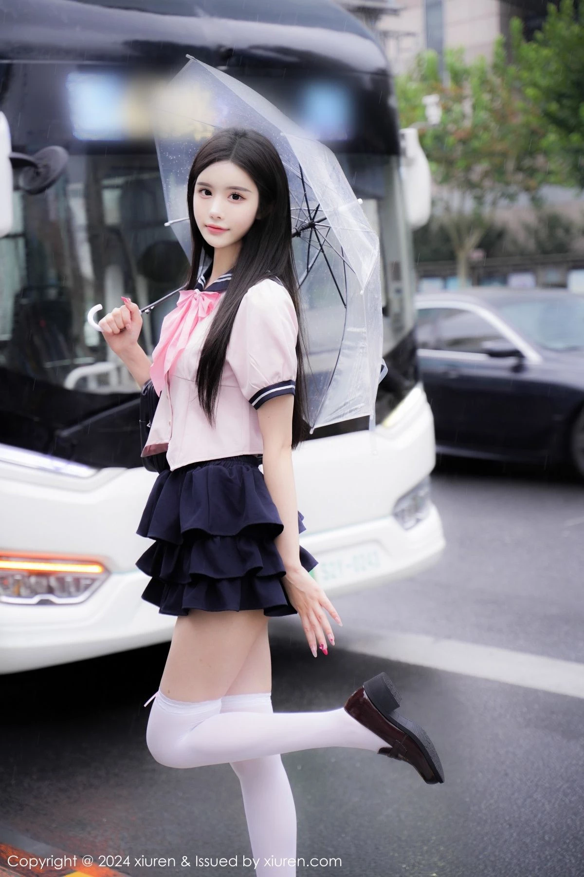 秀人集.com_[XiuRen秀人网]No.9224_模特Erikaki性感粉色JK制服配白色丝袜秀翘臀美腿撩人诱惑写真84P