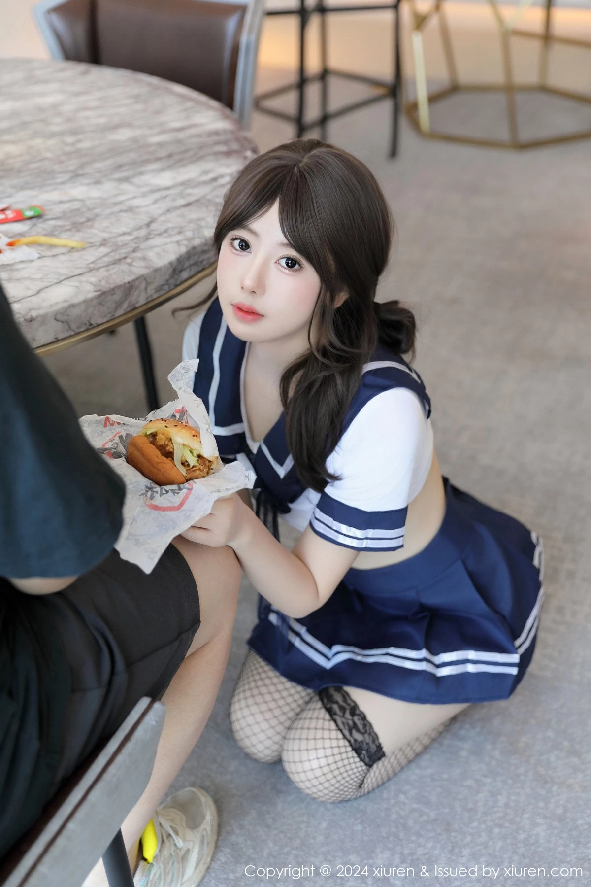 秀人集.com_[XiuRen秀人网]No.9238_模特桃妖夭性感白色学妹制服配黑丝网袜秀娇美身段完美诱惑写真71P