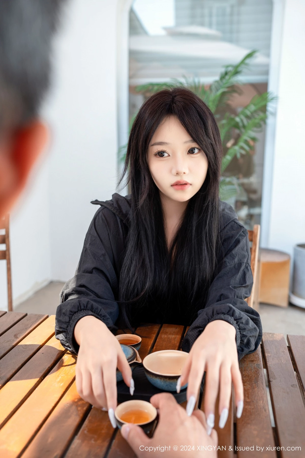 秀人集.com_[XINGYAN星颜社]VOL.277_模特黎秋秋性感黑色外套配紫色情趣内衣秀巨乳肥臀诱惑写真83P