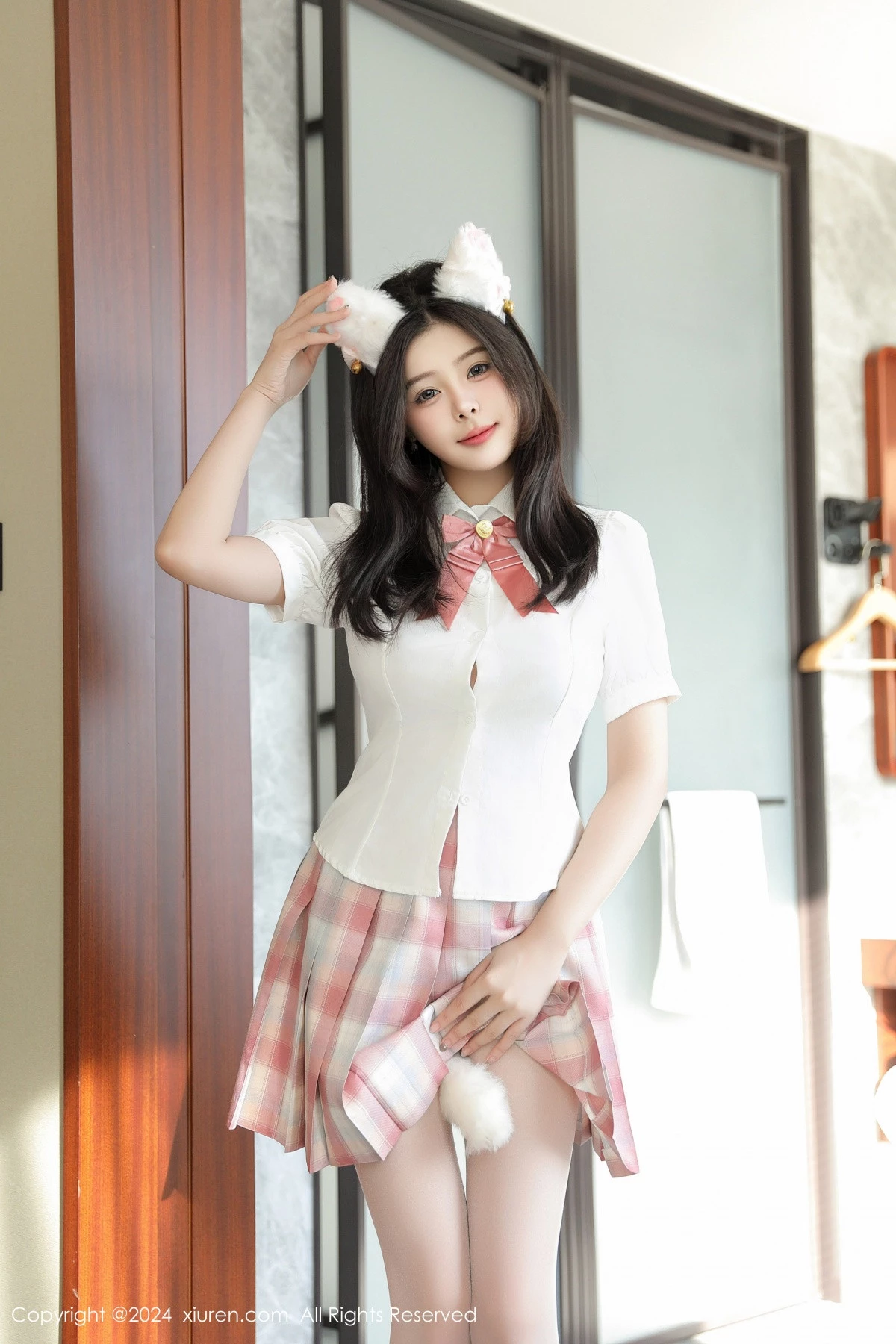 秀人集.com_[XiuRen秀人网]No.9277_模特袁圆私房性感JK制服配超薄白丝秀曼妙身姿完美诱惑写真72P