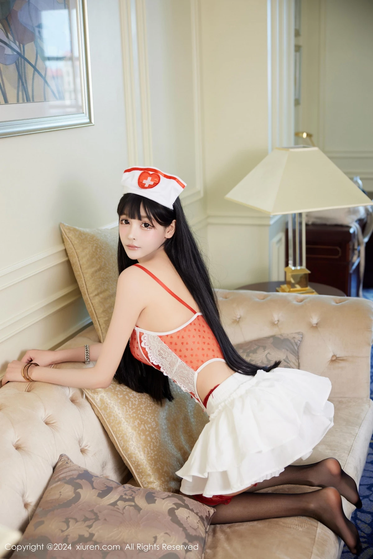 秀人集.com_[XiuRen秀人网]No.9317_模特智恩baby性感甜心护士装扮配黑丝吊袜秀丰腴美臀诱惑写真54P