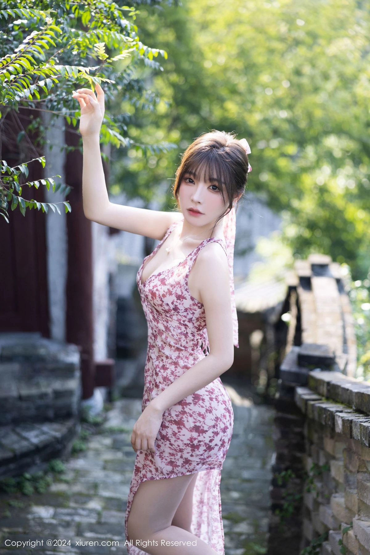 秀人集.com_[XiuRen秀人网]No.9195_女神徐莉芝Booty性感碎花连衣裙+蓝色制服秀曼妙身姿诱惑写真100P