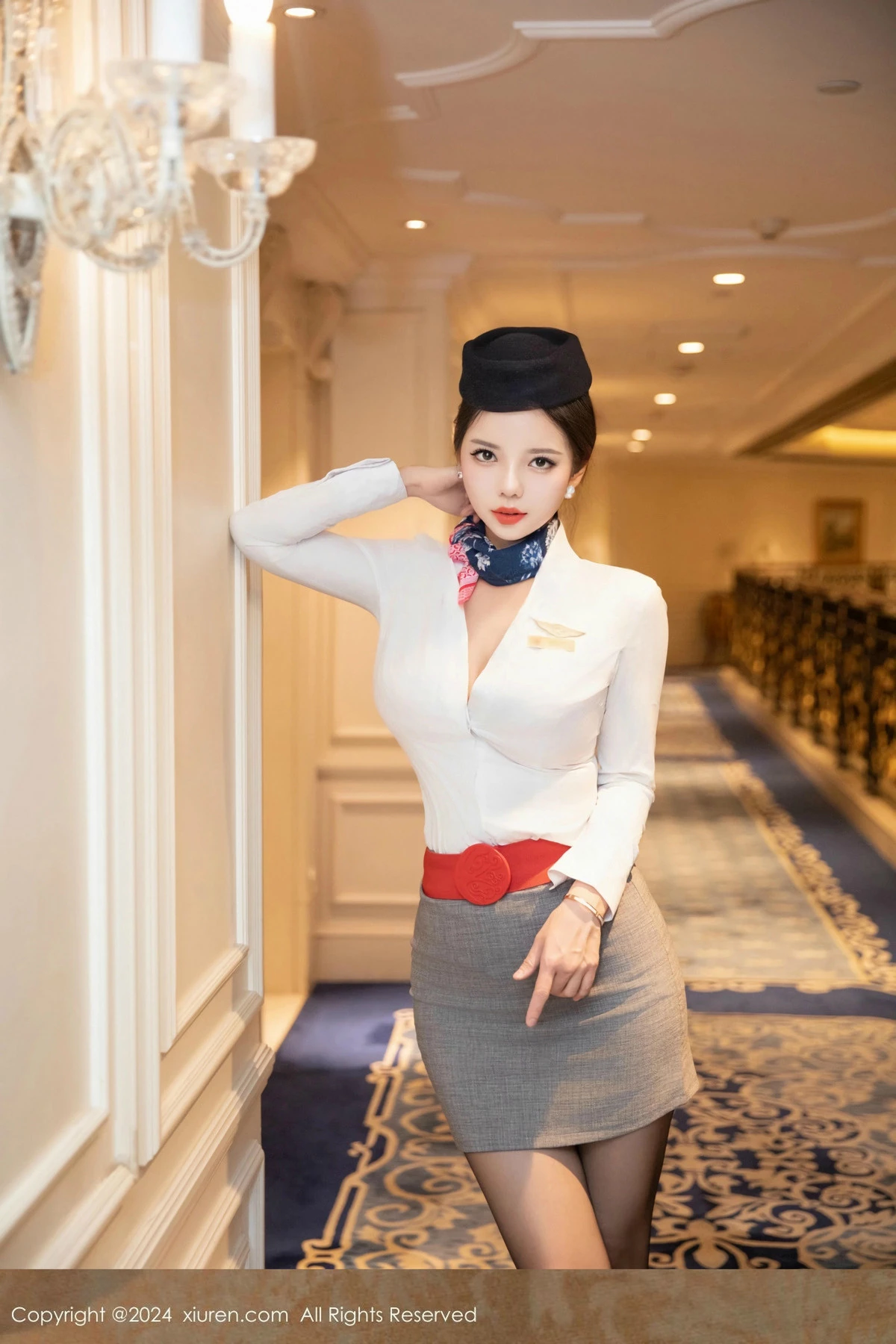 秀人集.com_[XiuRen秀人网]No.9365_模特大美妞儿性感空姐制服露白色内衣配超薄黑丝秀美腿诱惑写真84P