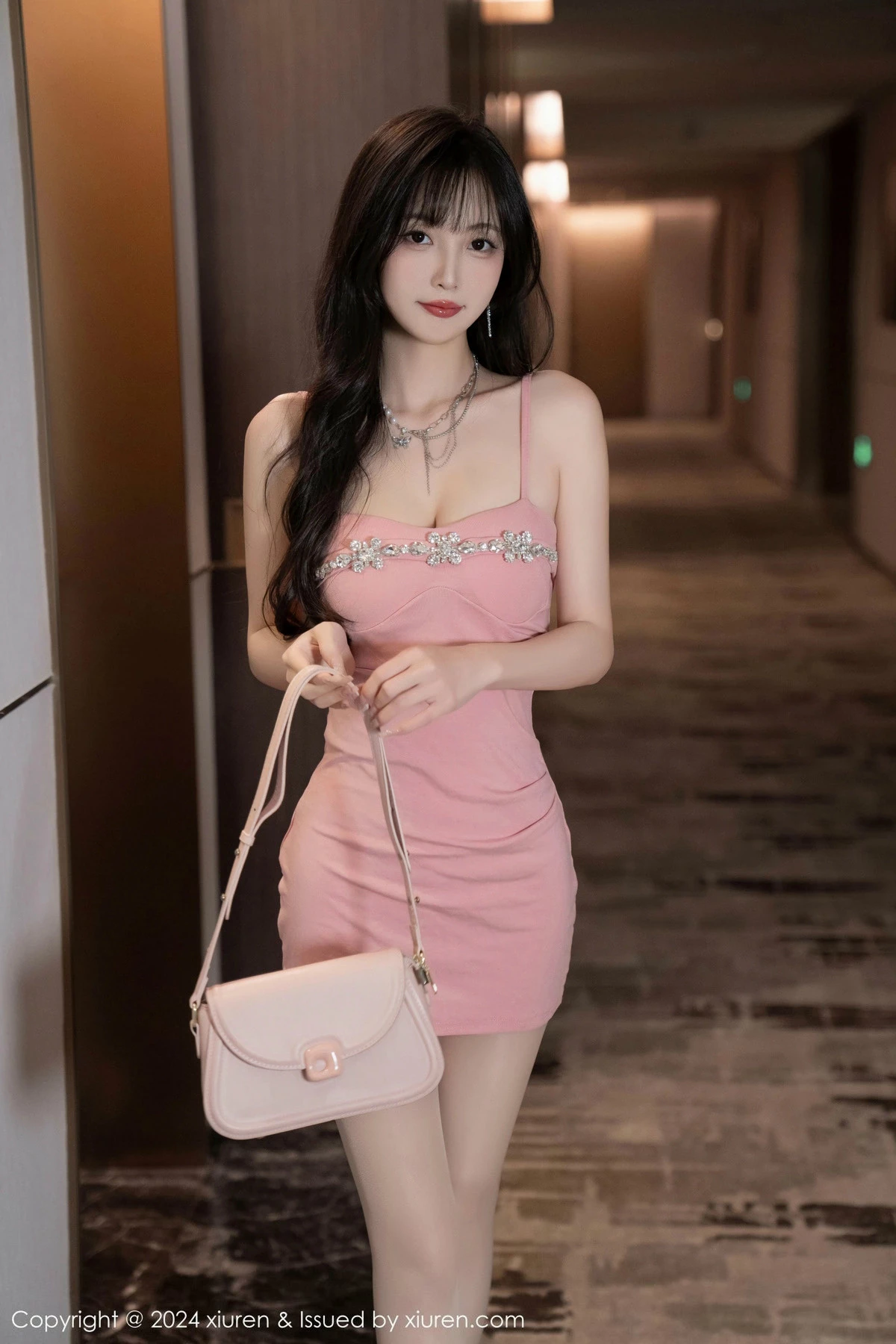 秀人集.com_[XiuRen秀人网]No.9380_模特林星阑性感粉色吊带裙+兔子装情趣内衣秀曼妙身姿诱惑写真107P