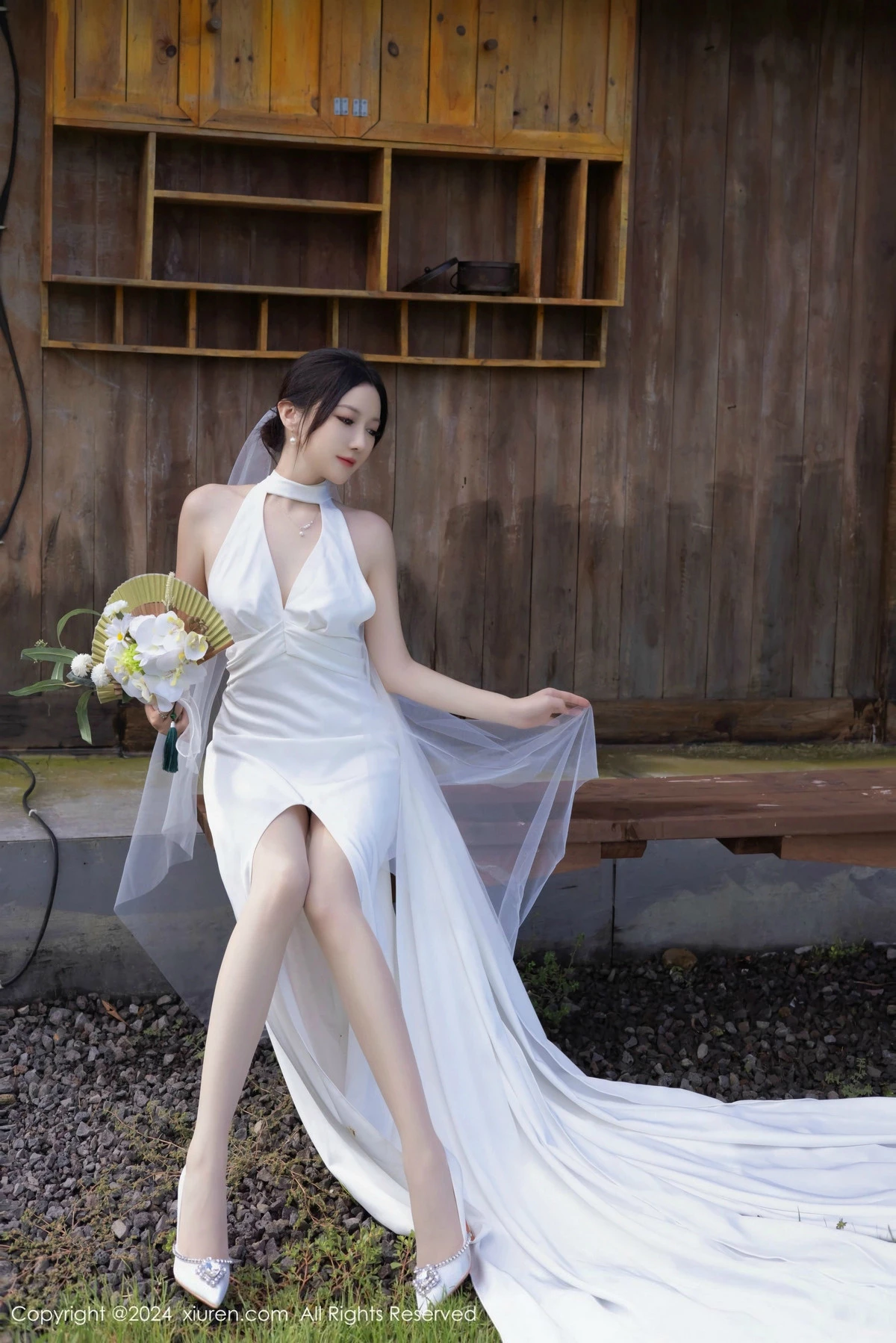 秀人集.com_[XiuRen秀人网]No.9387_模特鱼子酱Fish婚礼主题性感白色婚纱配白丝袜秀曼妙身姿诱惑写真81P