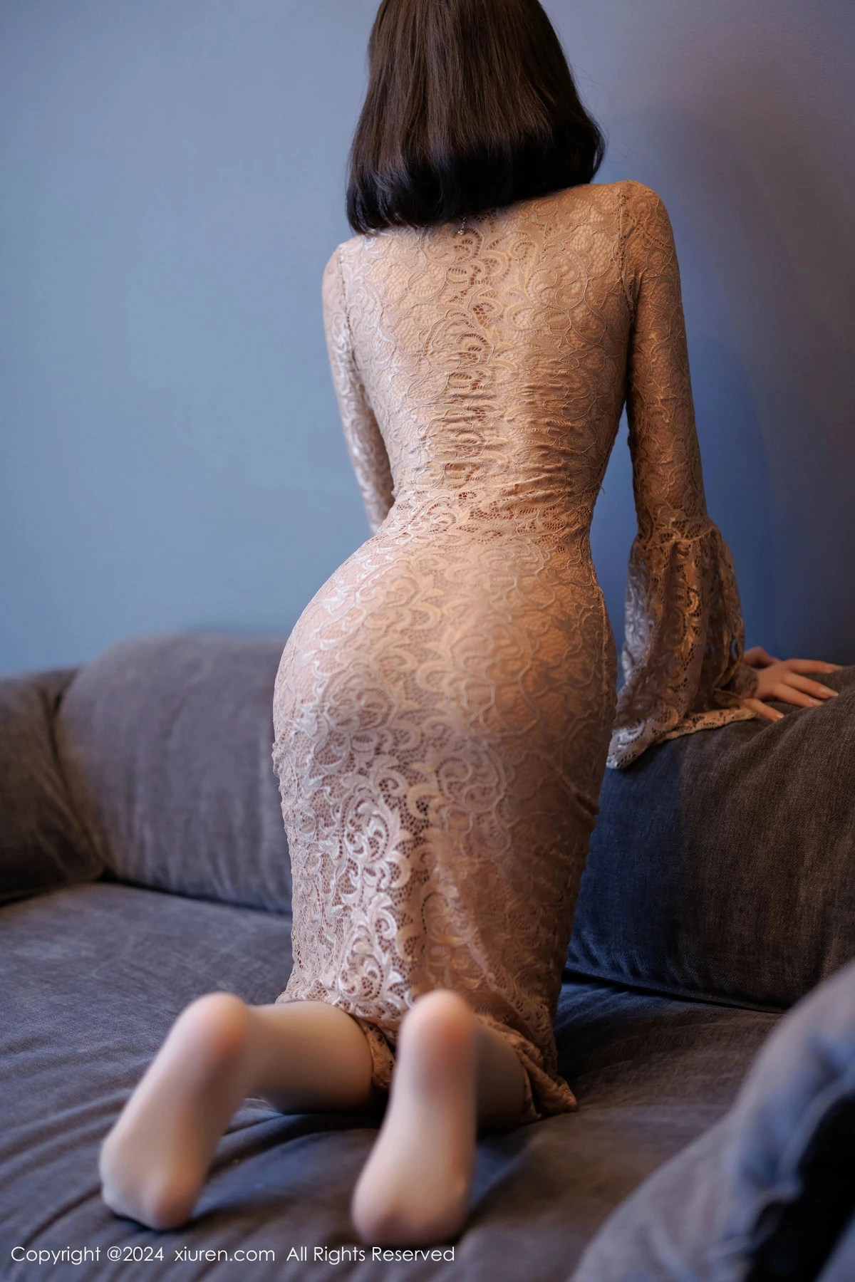 秀人集.com_[XiuRen秀人网]No.9412_女神徐莉芝Booty性感浅色连衣裙配超薄肉丝秀曼妙身姿诱惑写真91P