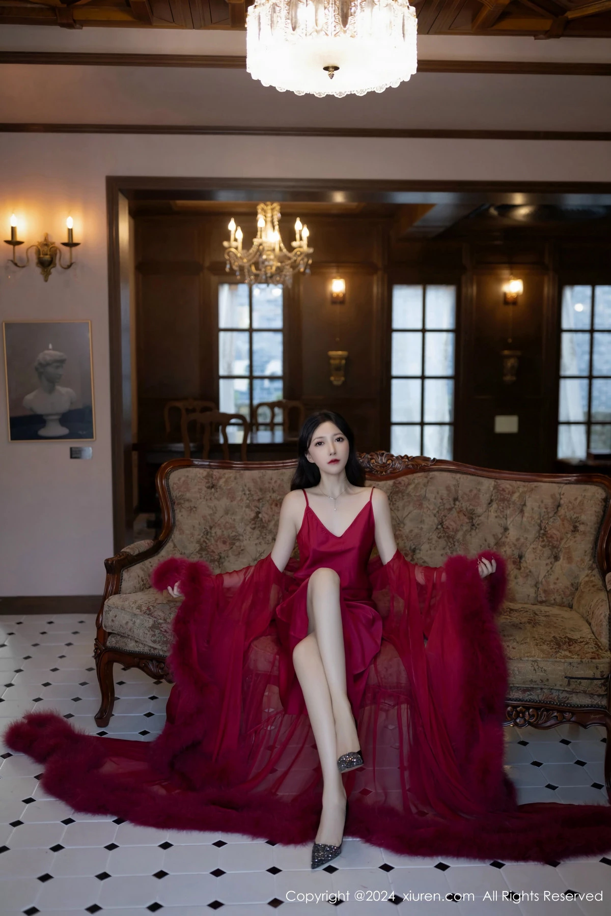 秀人集.com_[XiuRen秀人网]No.9422_模特鱼子酱Fish红玫瑰主题红色吊带连衣裙秀曼妙身姿迷人诱惑写真80P