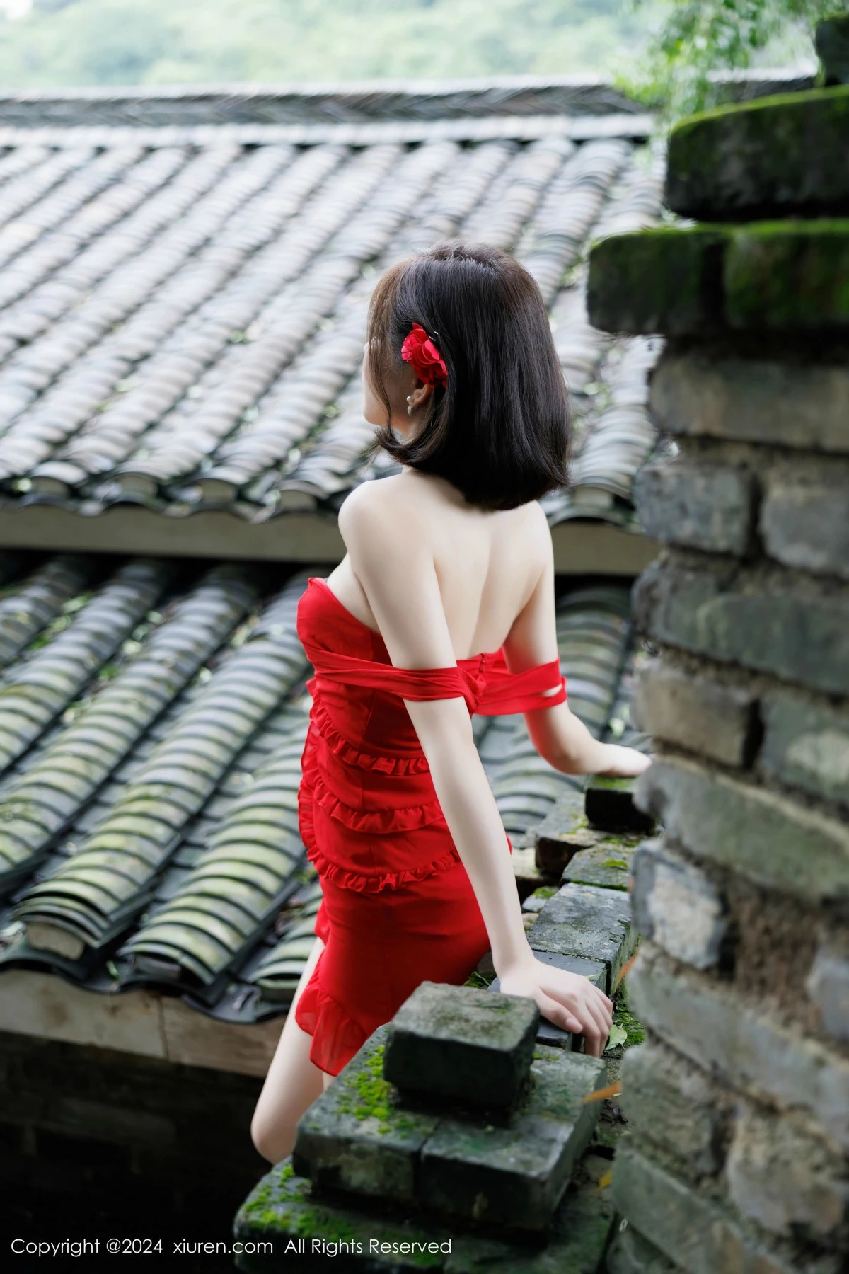 秀人集.com_[XiuRen秀人网]No.9449_女神徐莉芝Booty红色连衣裙露蕾丝情趣内衣秀曼妙身姿诱惑写真101P