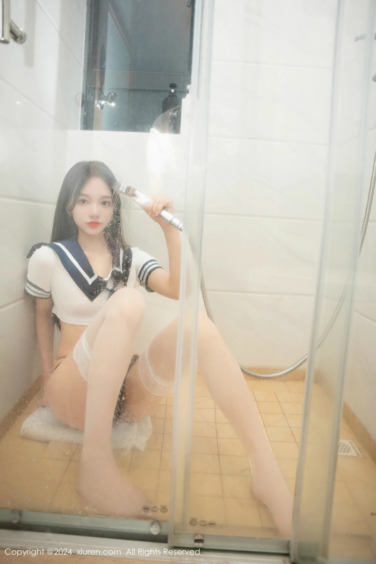 秀人集.com_[XiuRen秀人网]No.9460_模特奶茹浴室场景性感JK制服配白色丝袜秀凹凸身材撩人诱惑写真51P