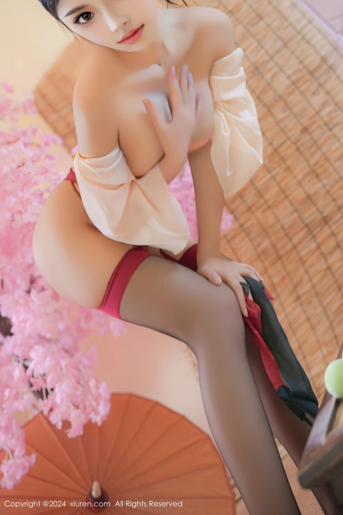 秀人集.com_[XiuRen秀人网]No.9351_模特妙可可Cheese性感薄纱汉服配黑丝吊袜秀丰腴身材诱惑写真80P