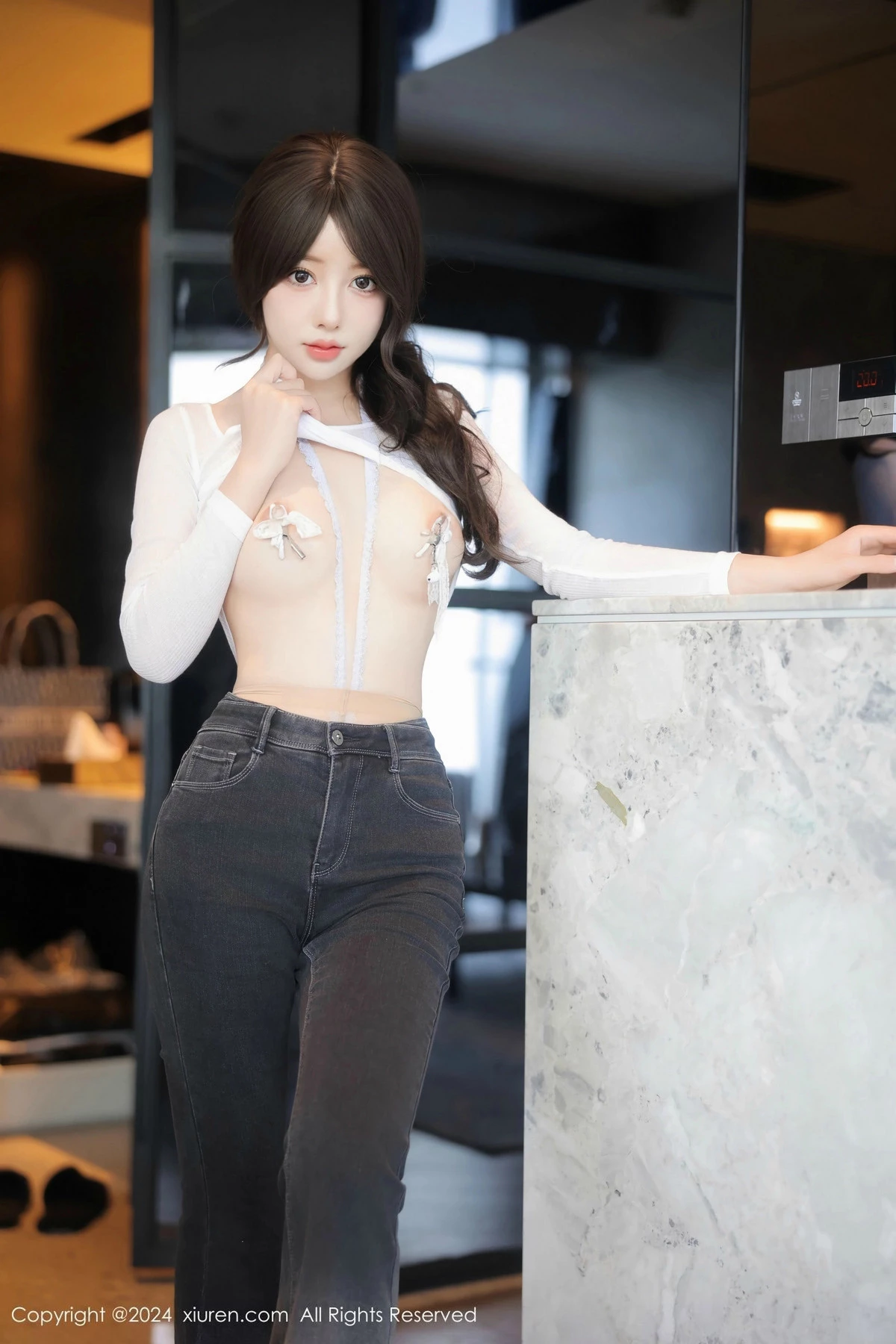 秀人集.com_[XiuRen秀人网]No.9524_模特桃妖夭性感白T配牛仔裤露白色情趣内衣秀惹火身材诱惑写真89P