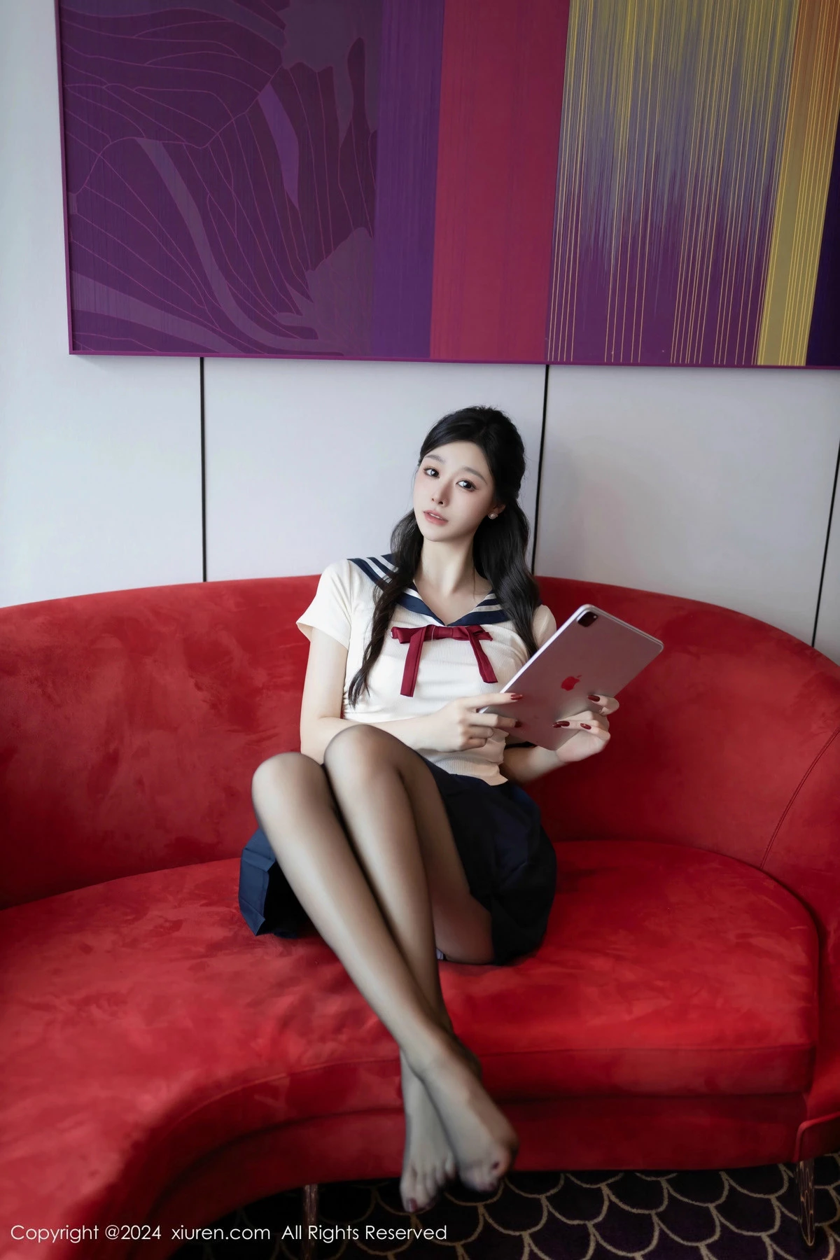 秀人集.com_[XiuRen秀人网]No.9530_模特小逗逗性感JK制服露白色内衣配超薄黑丝秀曼妙身姿诱惑写真80P