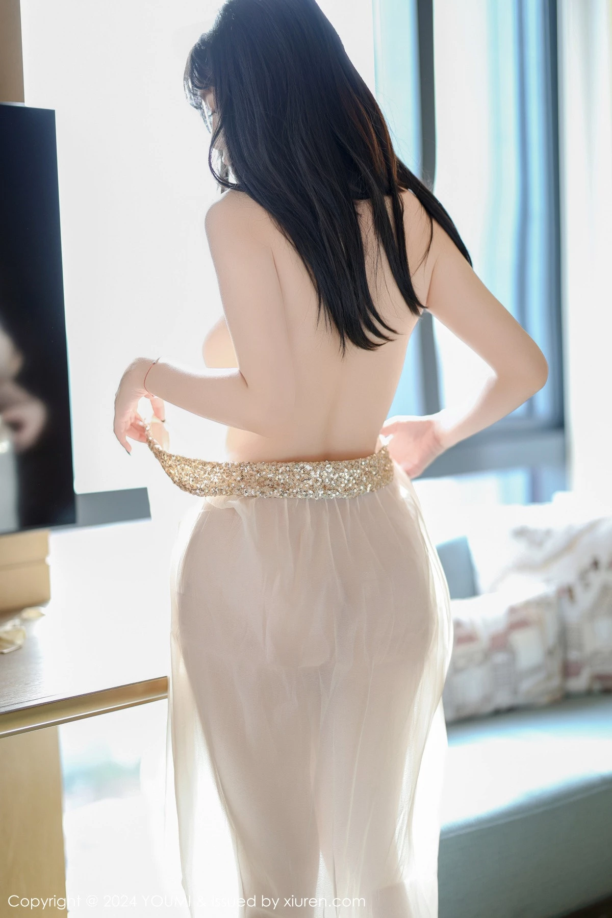 秀人集.com_[YouMi尤蜜荟]Vol.1110_女神王雨纯私房性感浅色轻透连衣长裙半撩秀丰满身材诱惑写真70P